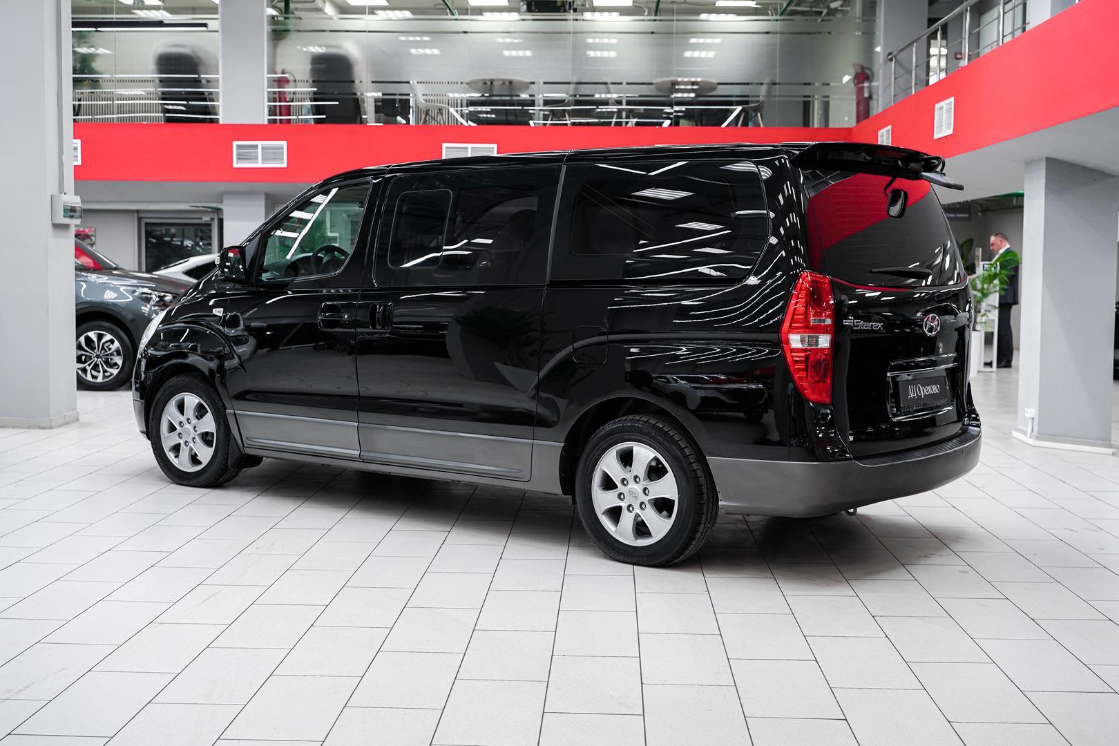 Hyundai Grand Starex 2012, черный, ДЦ Орехово
