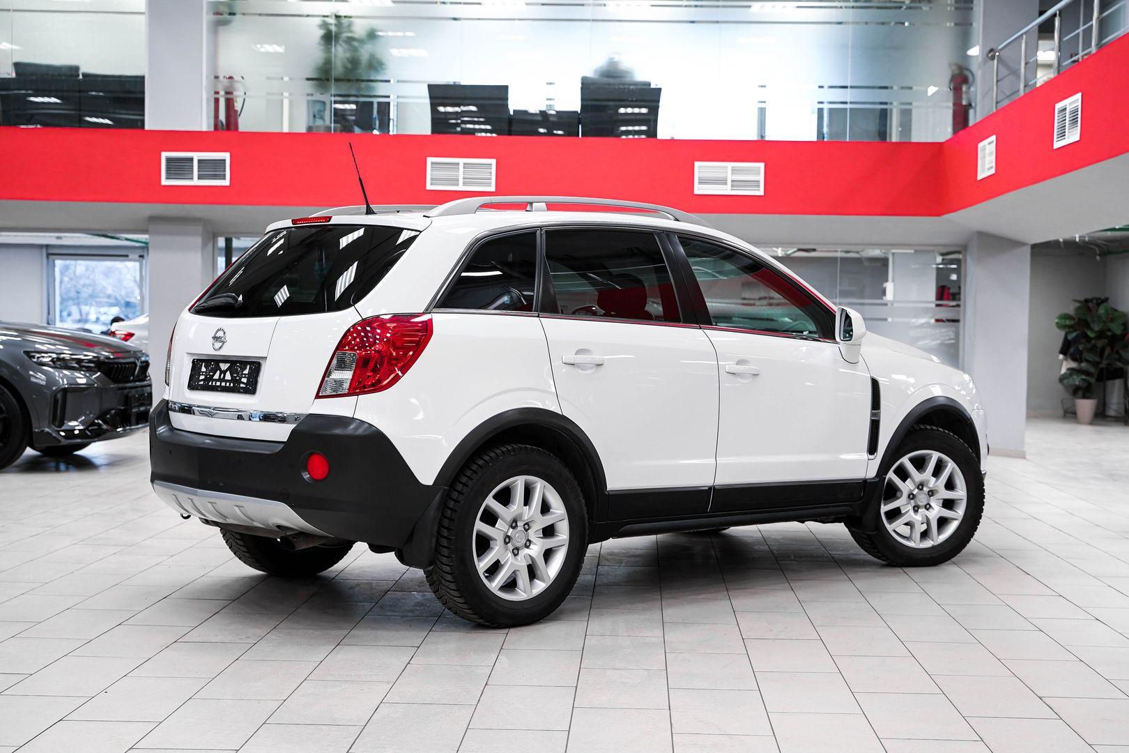 Opel Antara 2012, белый, ДЦ Орехово