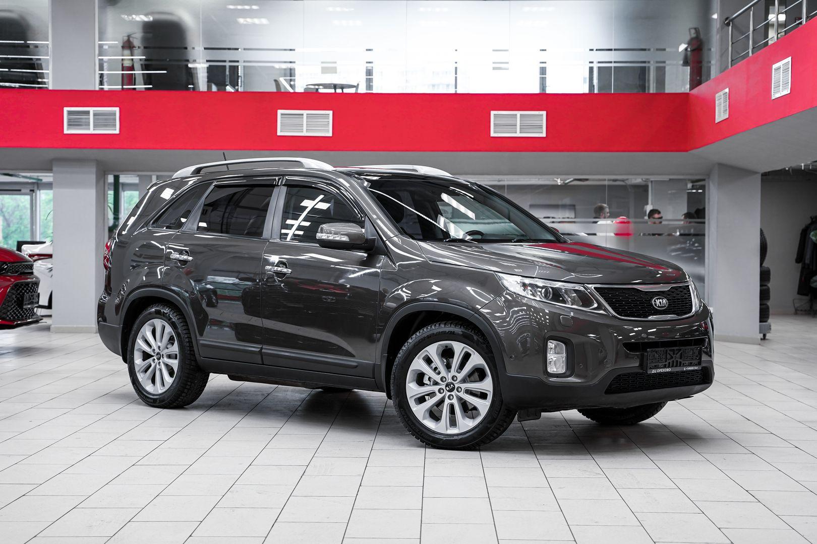 Kia Sorento 2013, бежевый, ДЦ Орехово