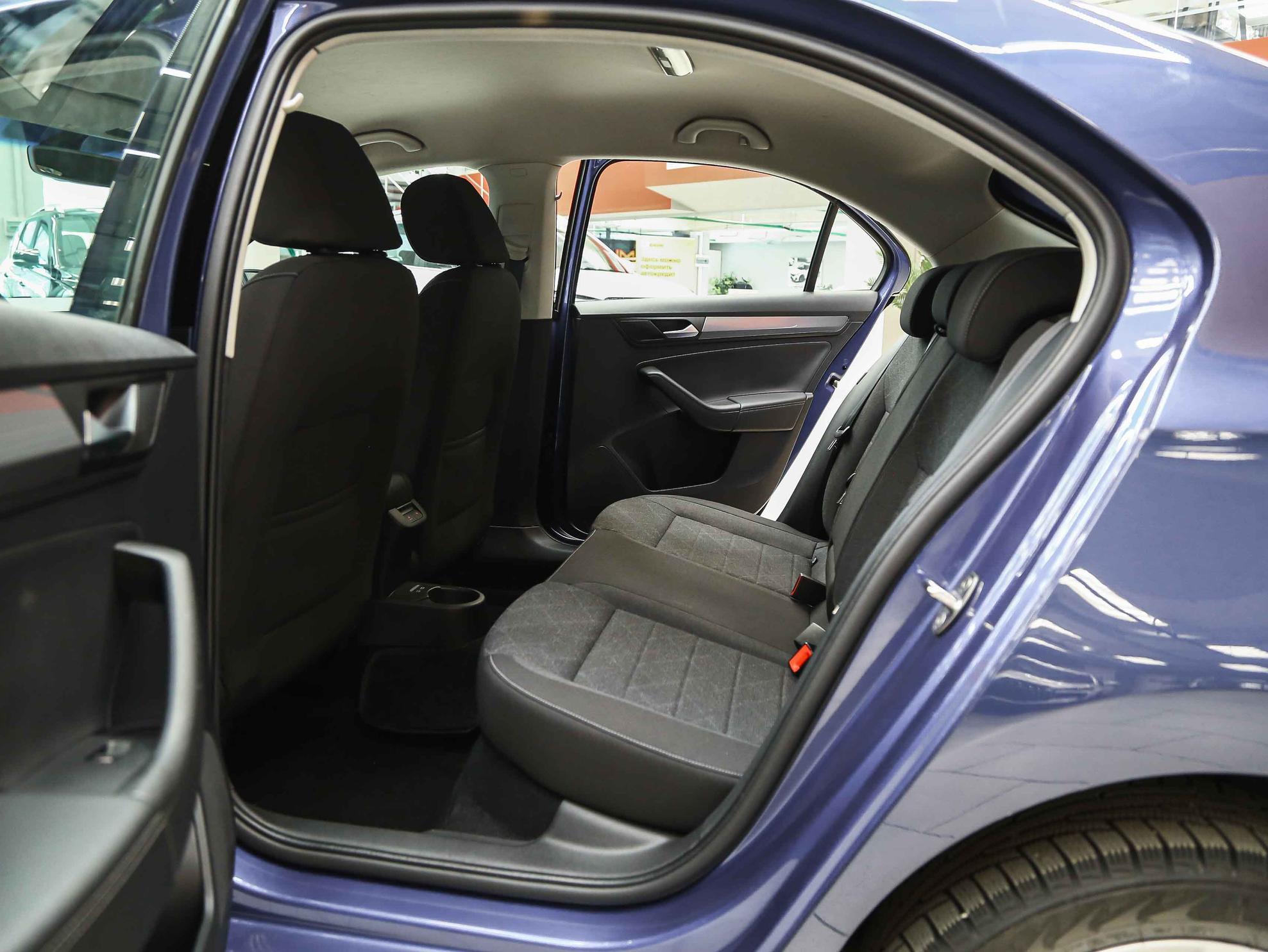 Volkswagen Polo 2020, синий, ДЦ Орехово