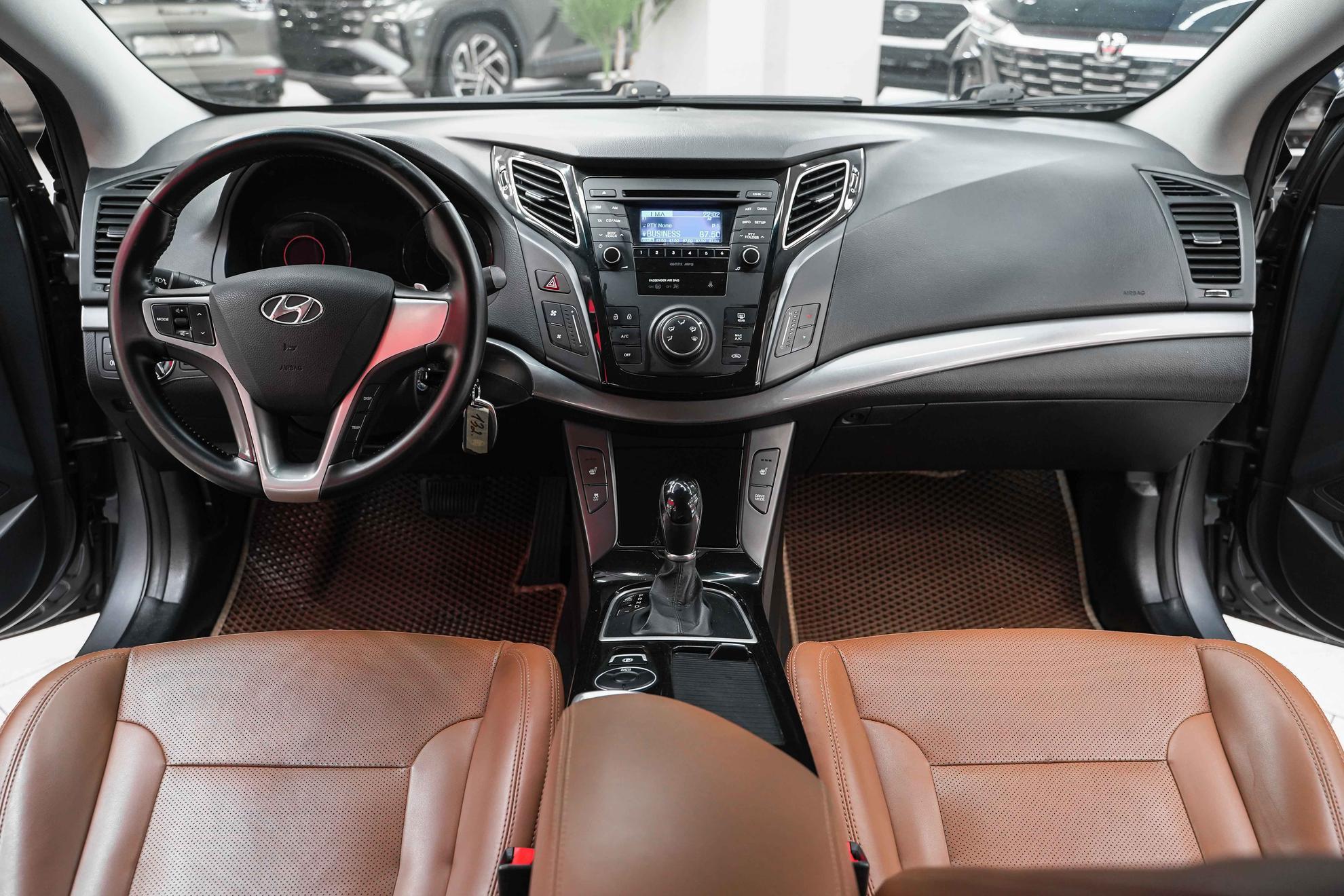 Hyundai i40 2014, серый, ДЦ Орехово