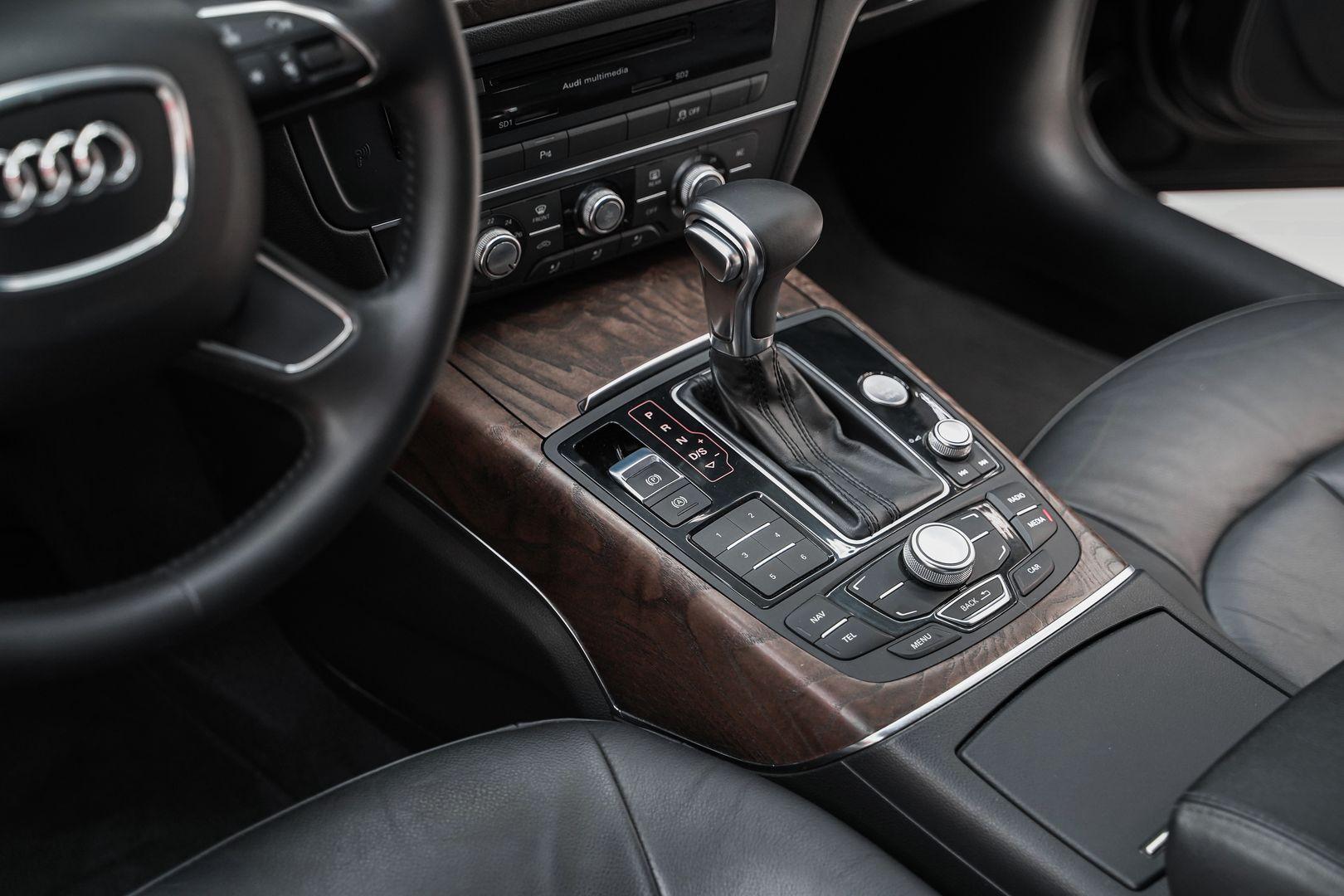 Audi A6 2012, черный, ДЦ Орехово