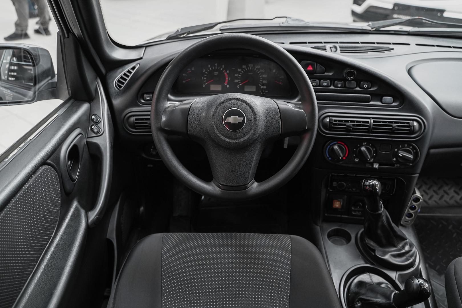 Chevrolet Niva 2013, серый, ДЦ Орехово