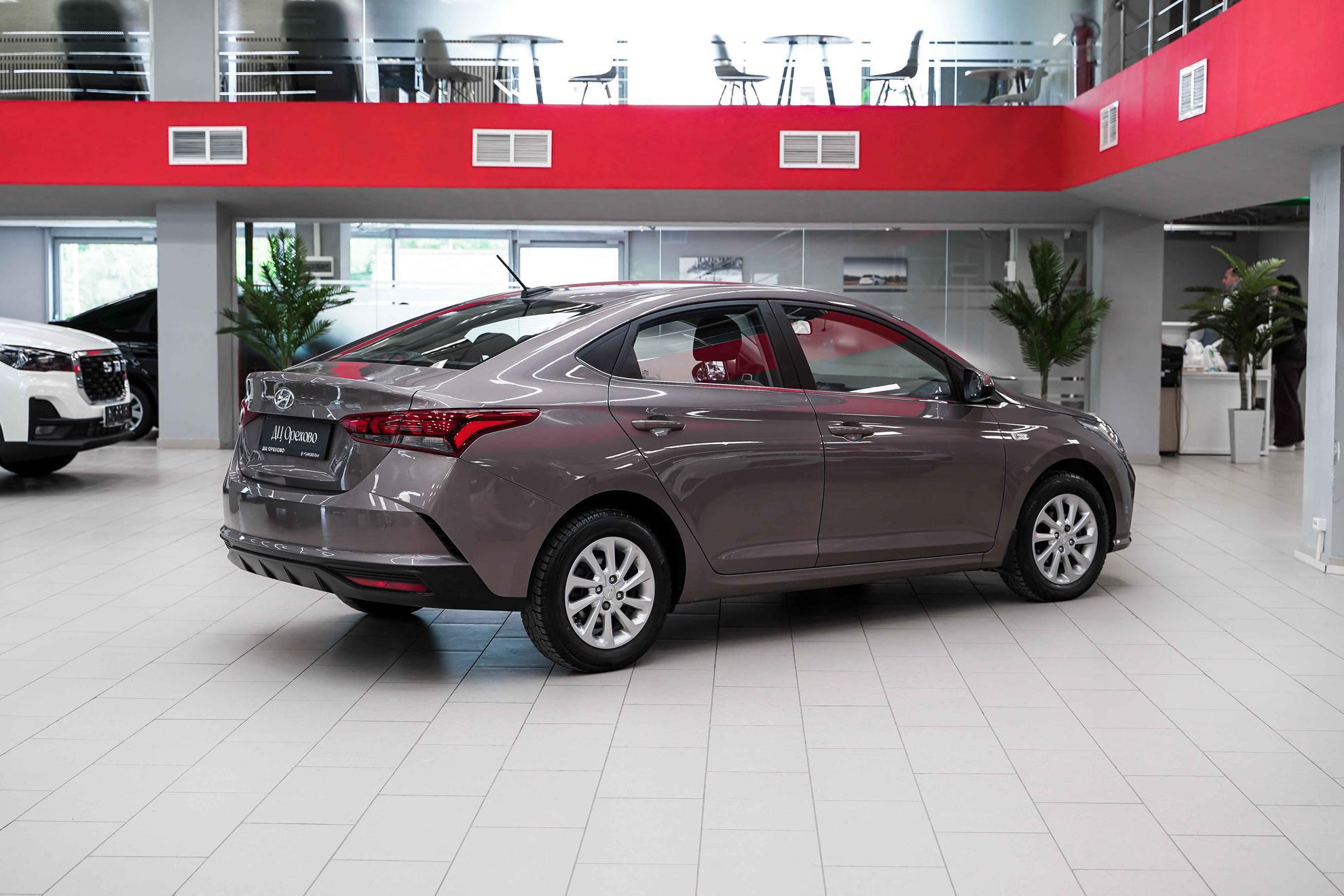 Hyundai Solaris 2020, коричневый, ДЦ Орехово