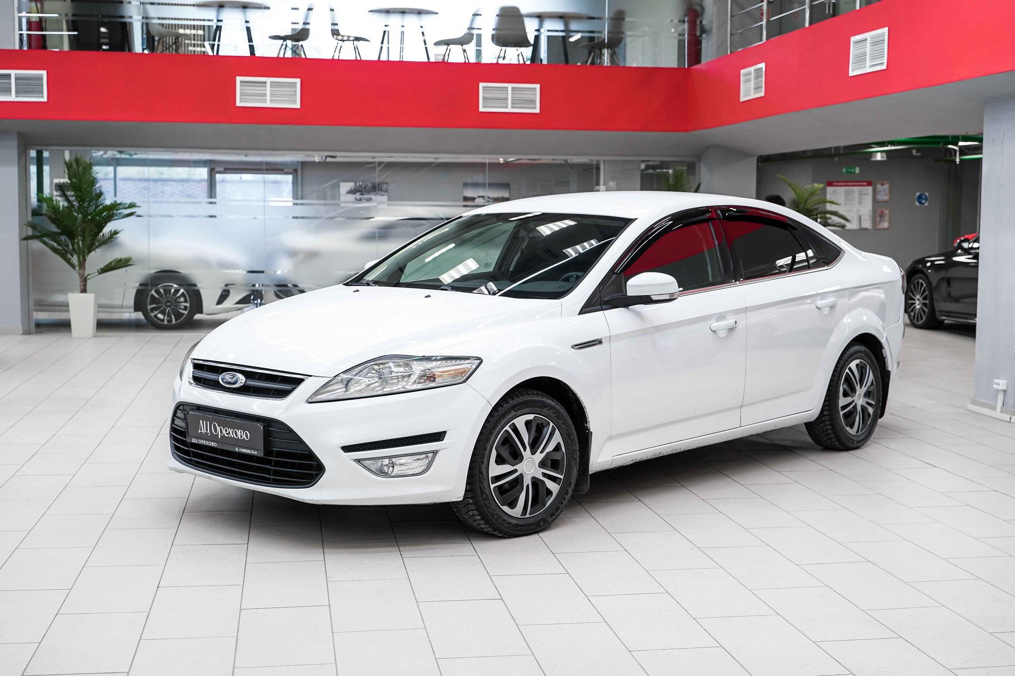 Ford Mondeo 2013, белый, ДЦ Орехово