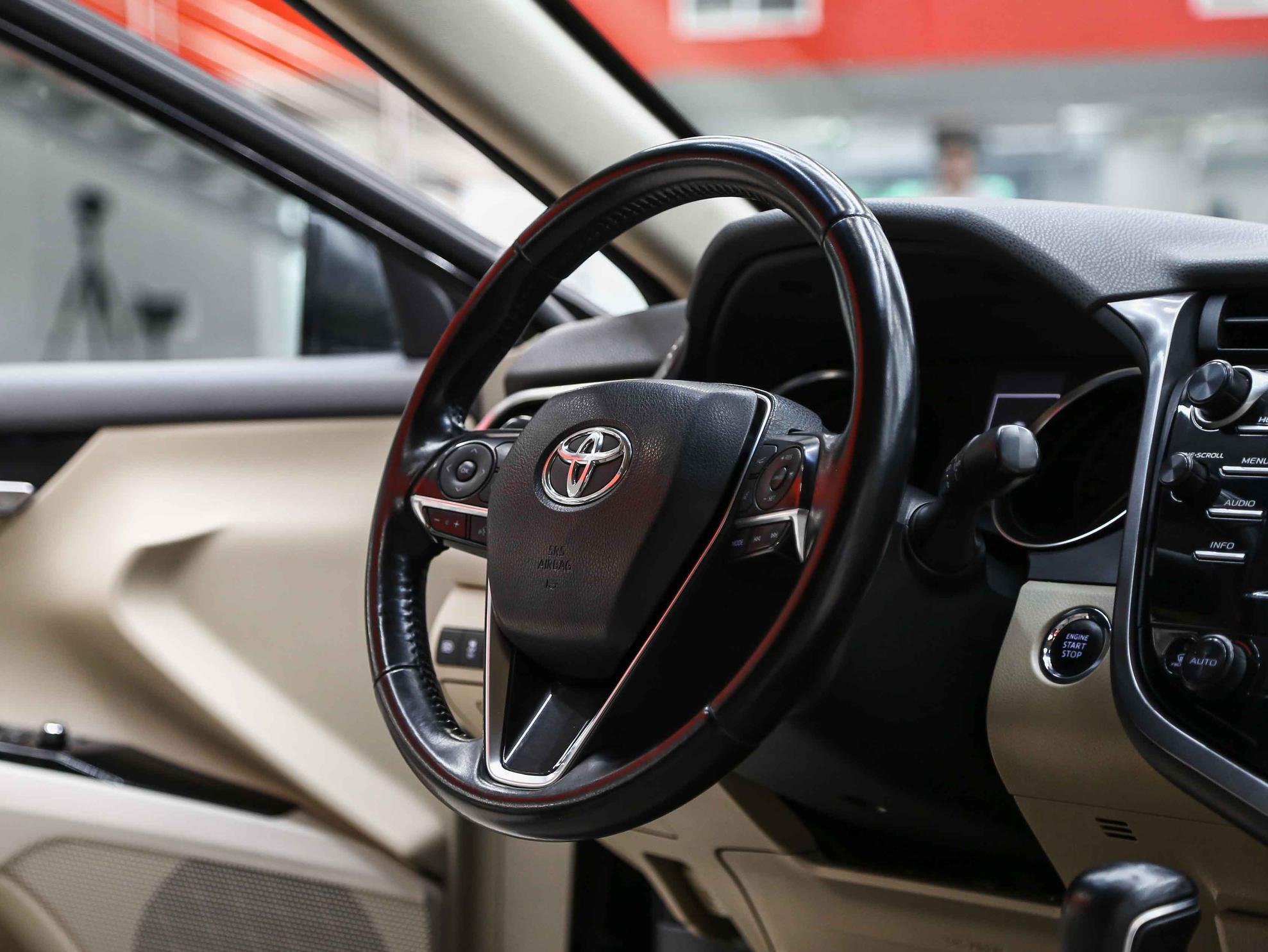 Toyota Camry 2018, черный, ДЦ Орехово