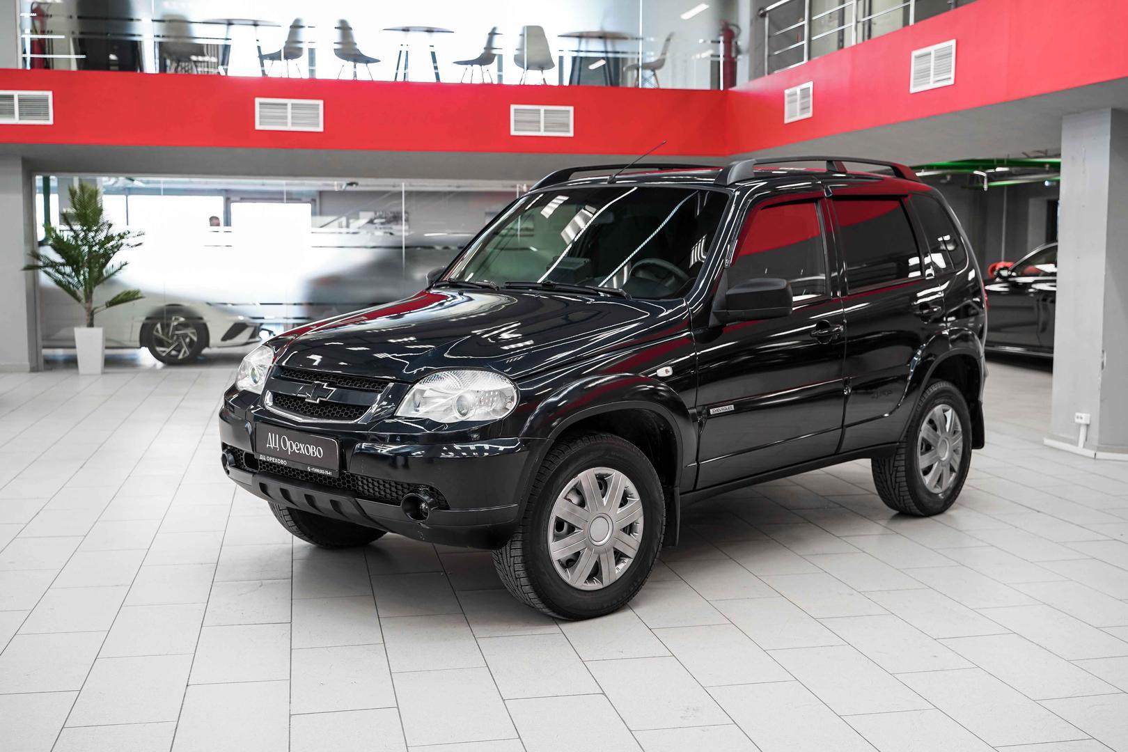 Chevrolet Niva 2016, черный, ДЦ Орехово
