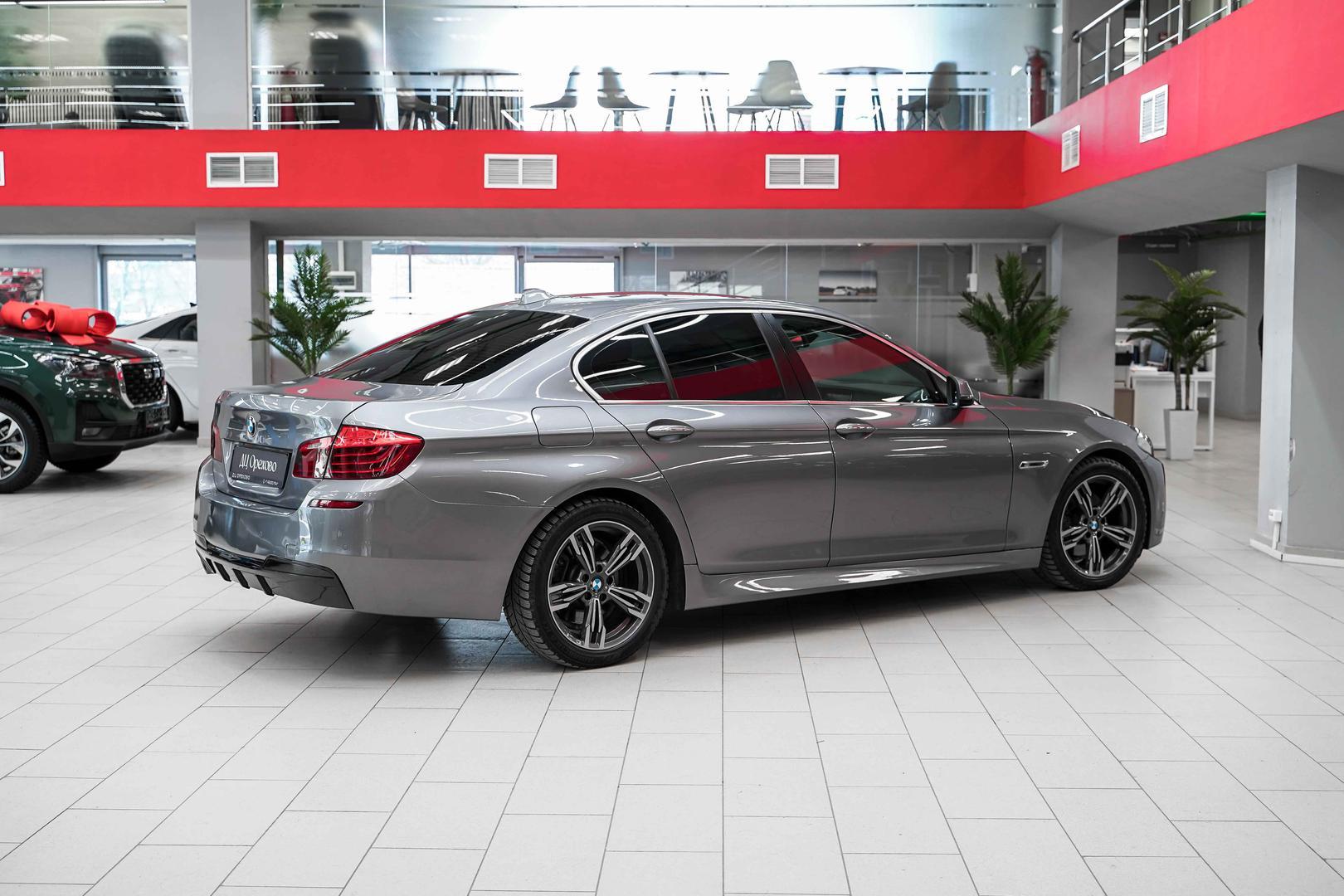BMW 5 серии 2014, серый, ДЦ Орехово