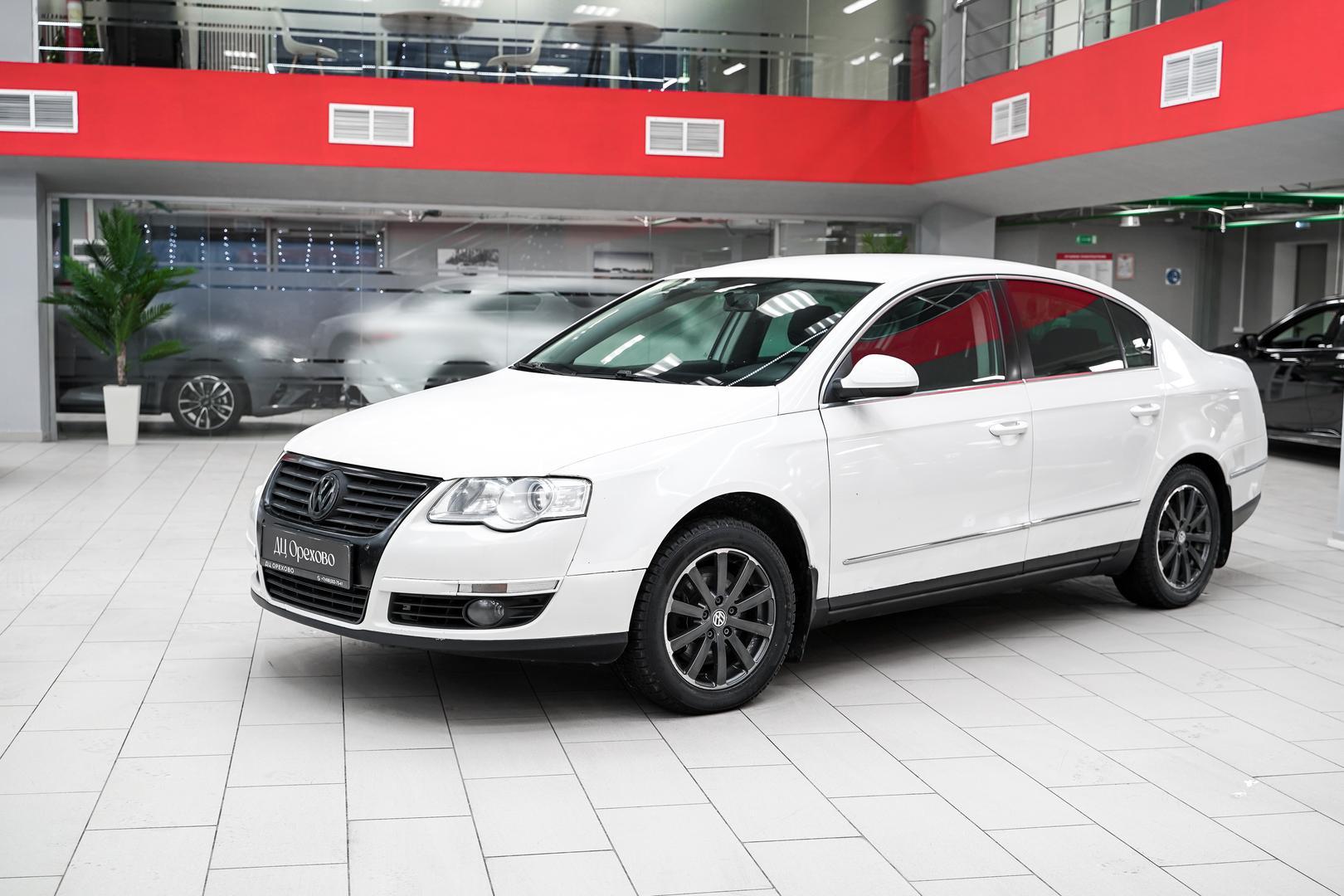 Volkswagen Passat 2007, белый, ДЦ Орехово