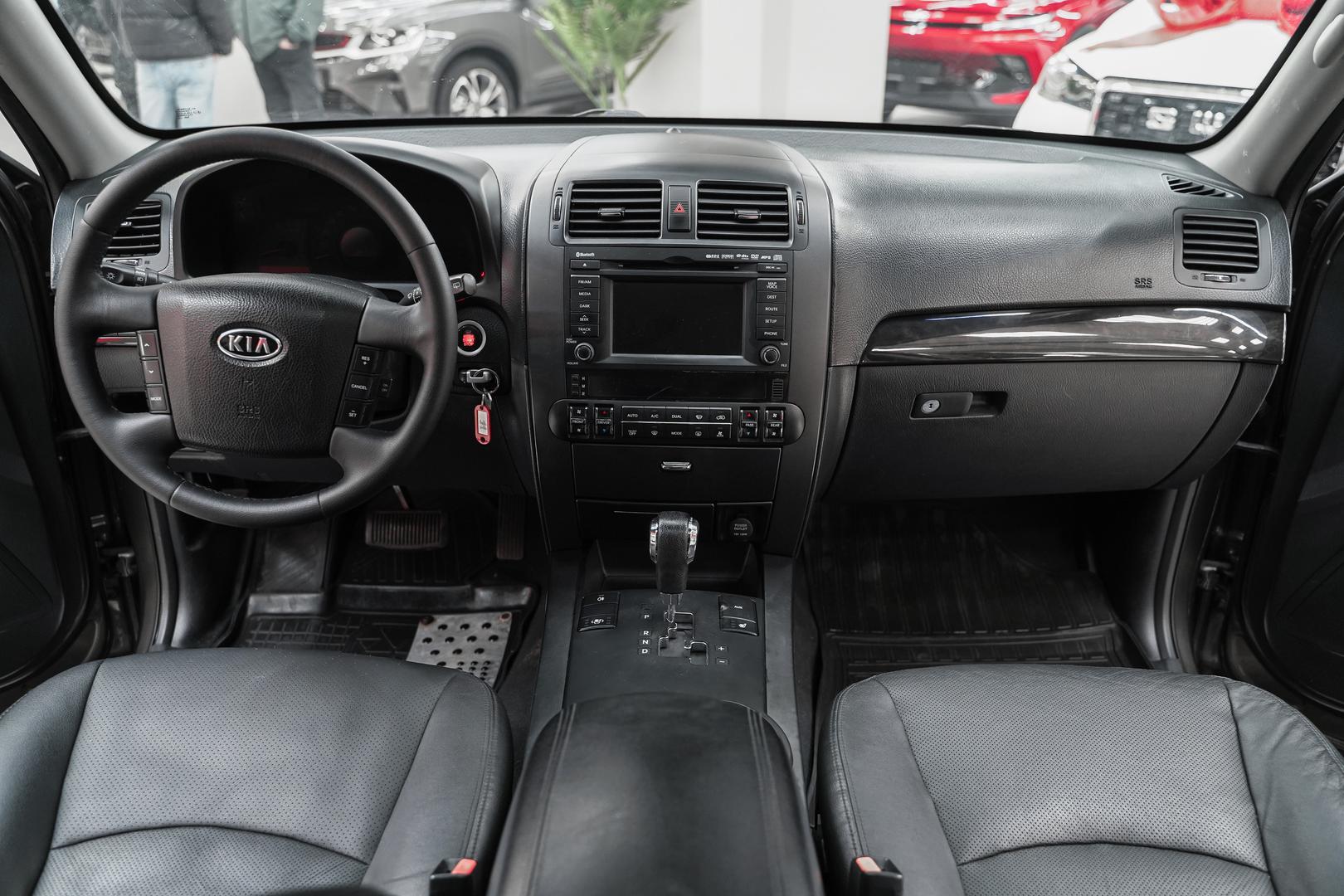 Kia Mohave 2010, бежевый, ДЦ Орехово
