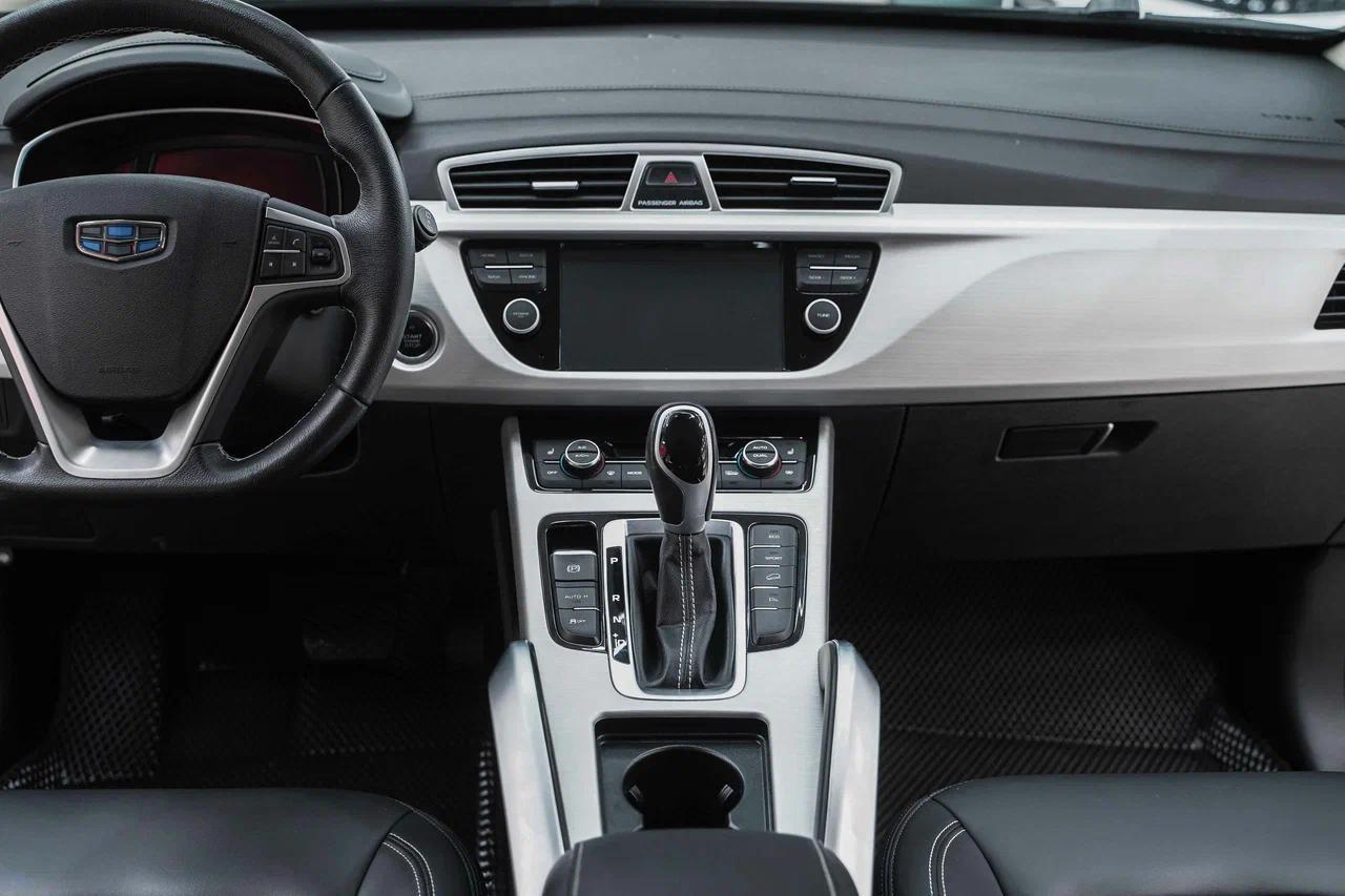 Geely Atlas 2021, черный, ДЦ Орехово