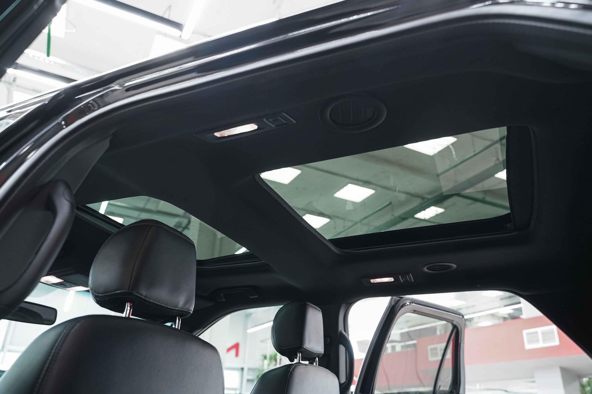 Ford Explorer 2016, черный, ДЦ Орехово