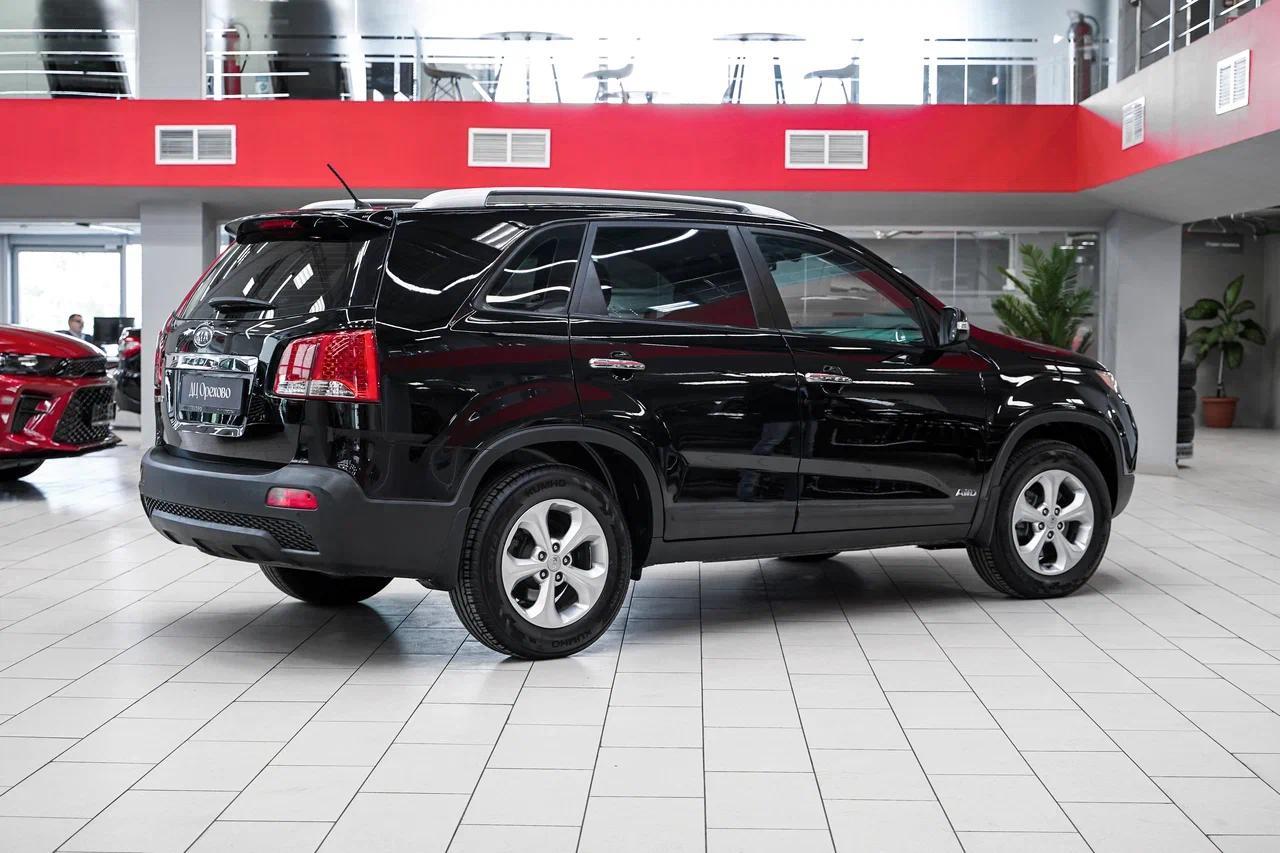 Kia Sorento 2011, черный, ДЦ Орехово