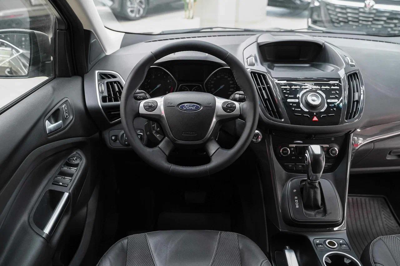 Ford Kuga 2014, зеленый, ДЦ Орехово