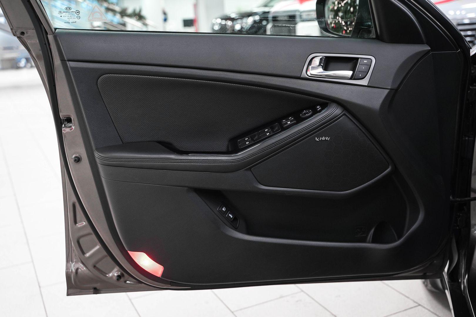 Kia Optima 2013, бежевый, ДЦ Орехово