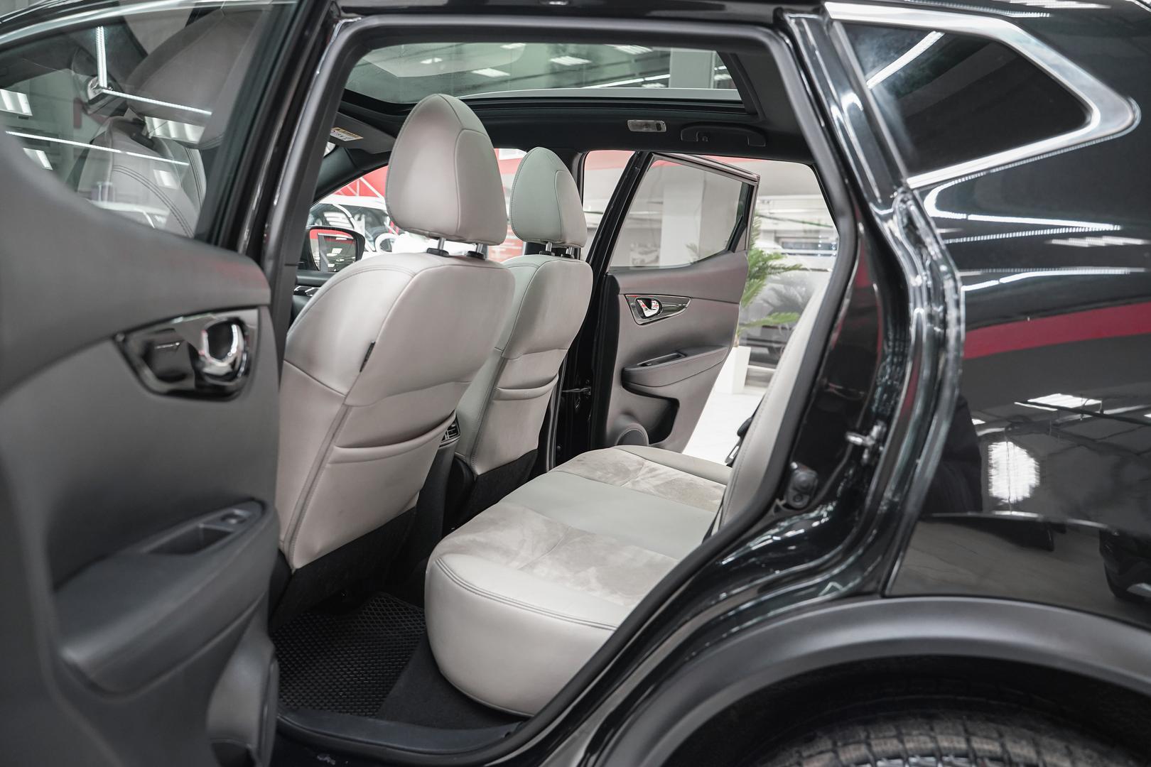 Nissan Qashqai 2016, черный, ДЦ Орехово