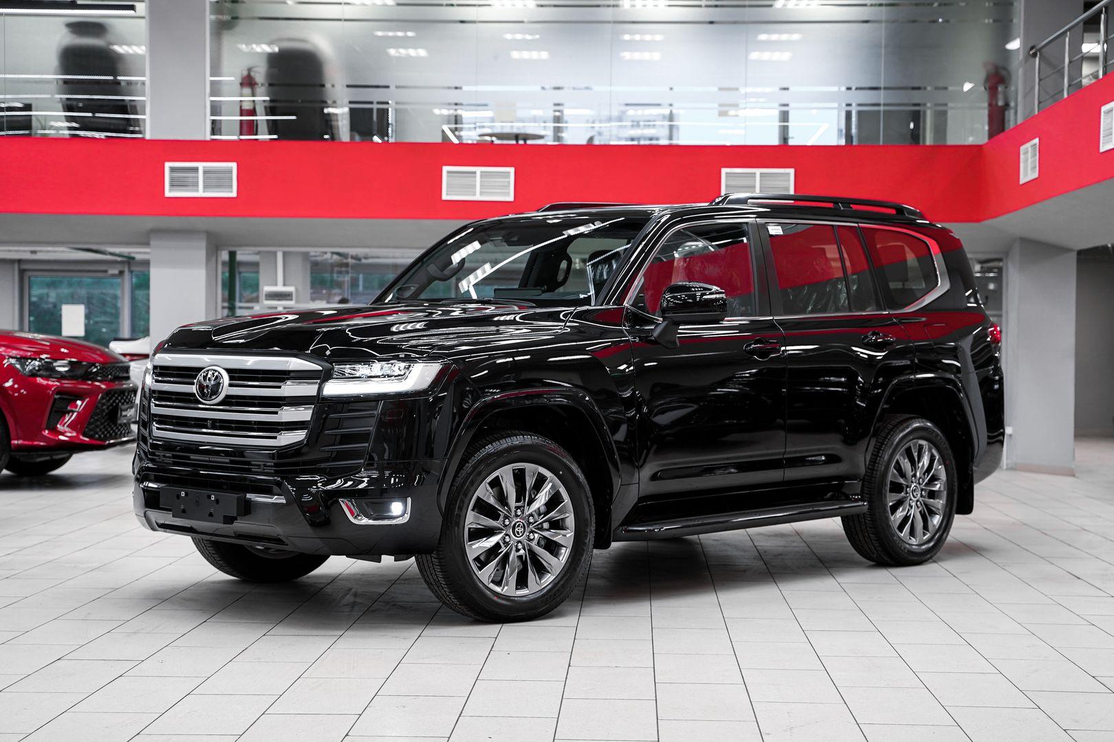 Toyota Land Cruiser 2024, черный, ДЦ Орехово