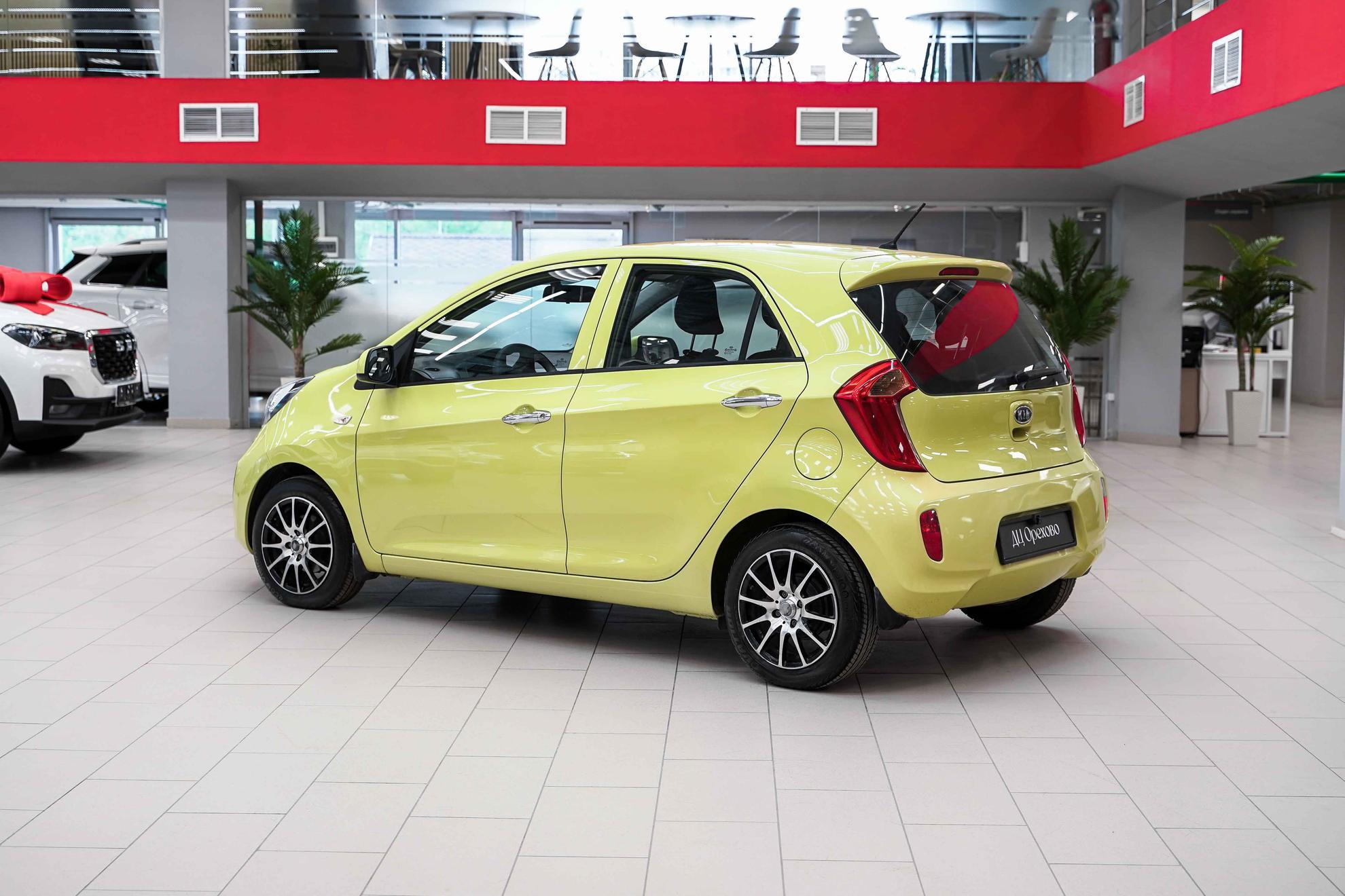 Kia Picanto 2011, зеленый, ДЦ Орехово