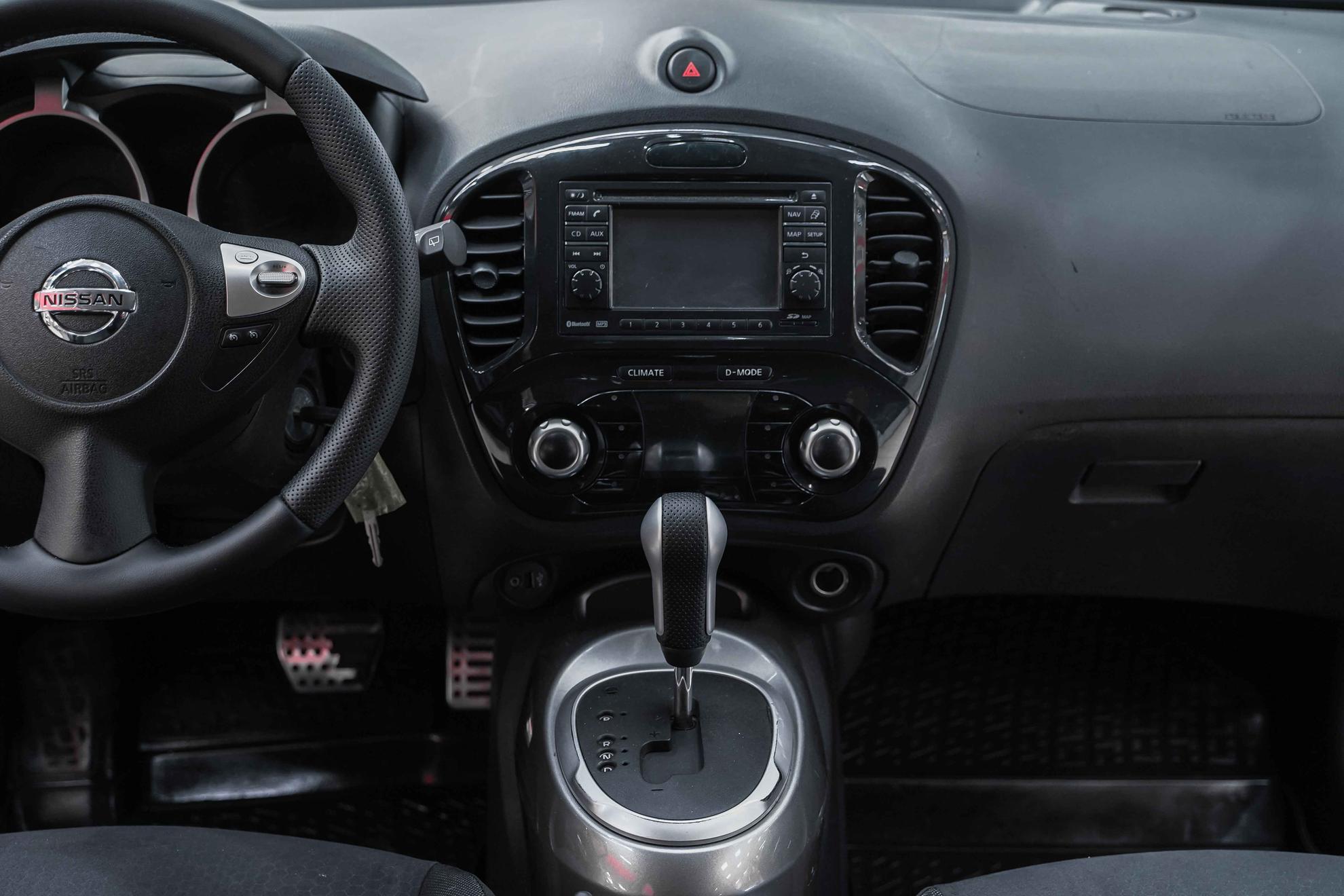 Nissan Juke 2012, синий, ДЦ Орехово