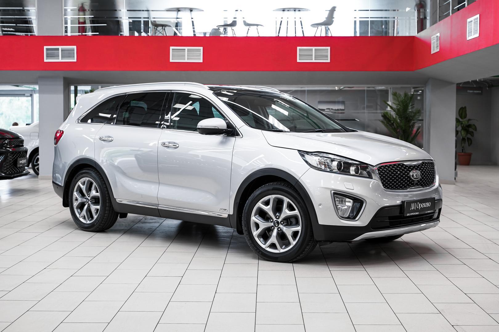 Kia Sorento 2016, серебряный, ДЦ Орехово