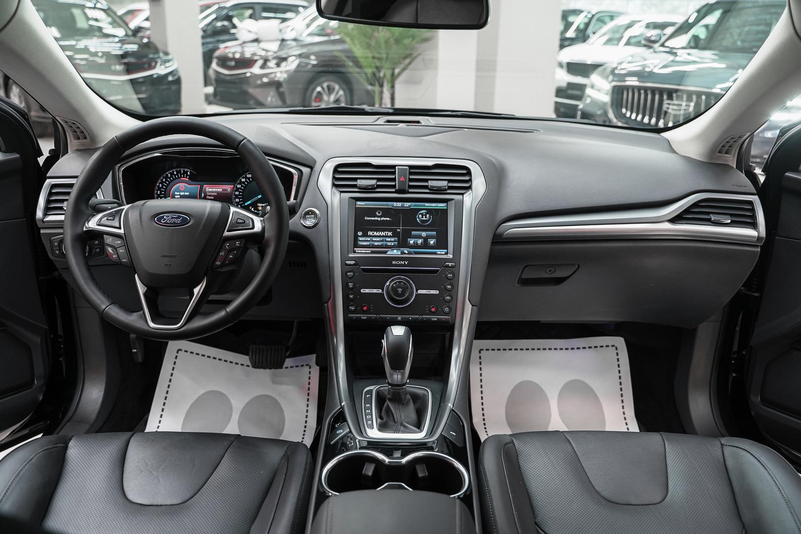 Ford Mondeo 2015, черный, ДЦ Орехово