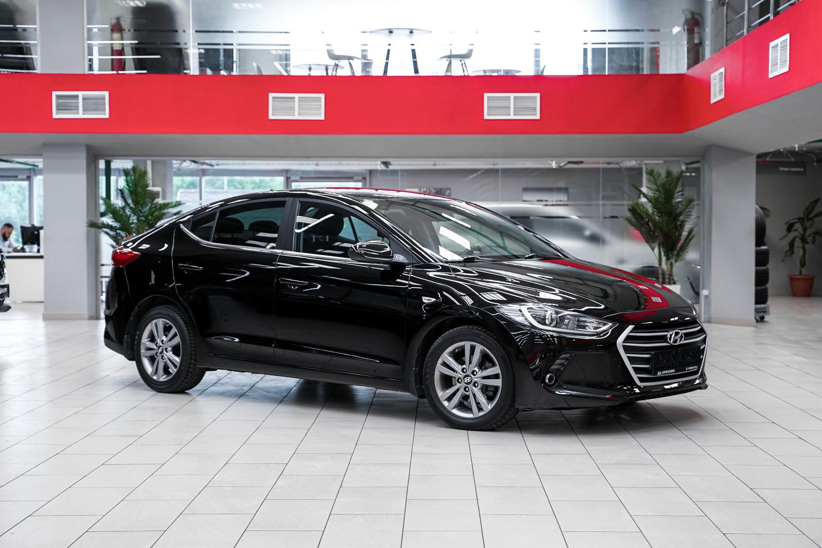 Hyundai Elantra 2018, черный, ДЦ Орехово