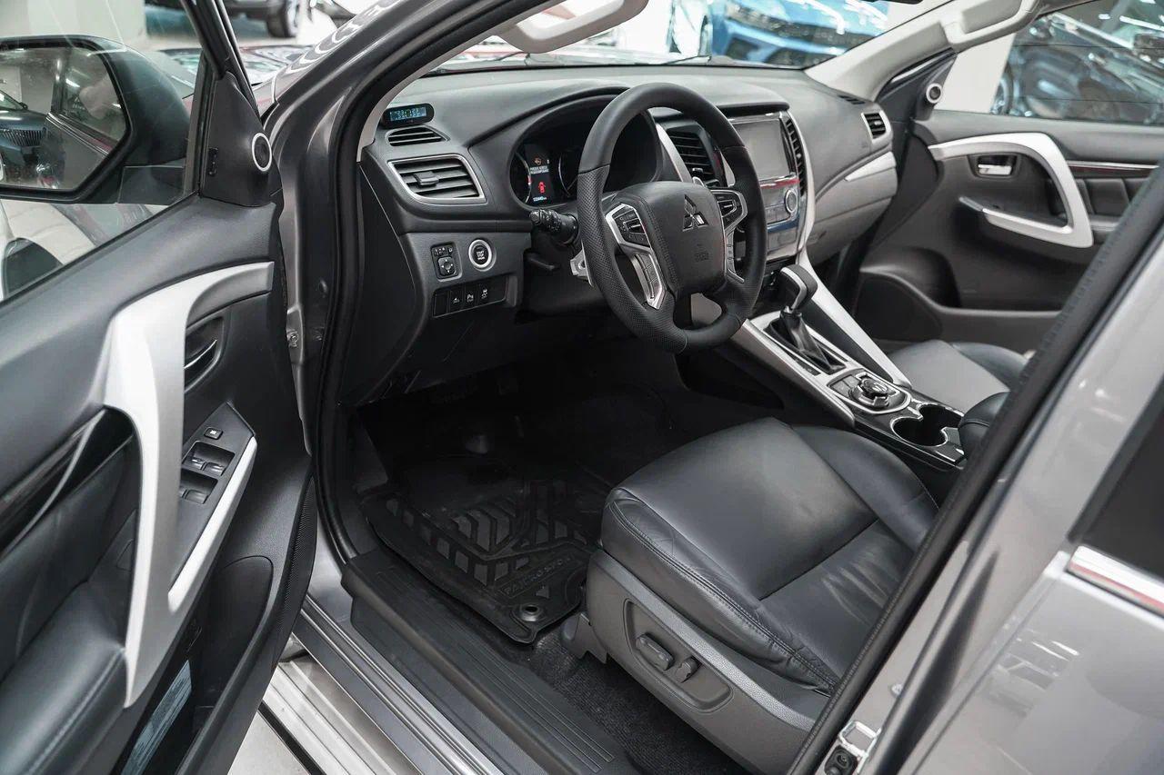 Mitsubishi Pajero Sport 2016, серый, ДЦ Орехово