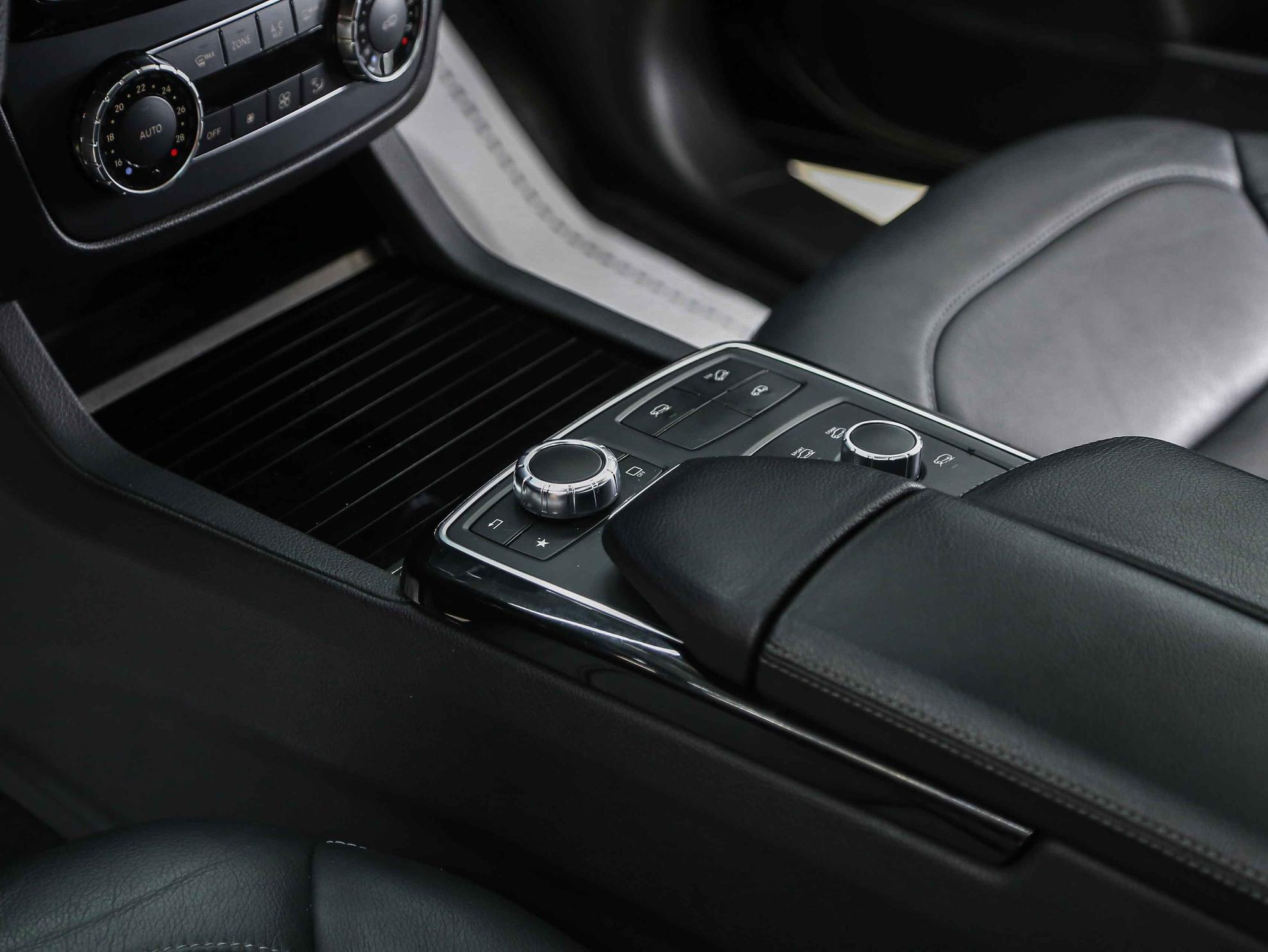 Mercedes-Benz GLS 2016, синий, ДЦ Орехово
