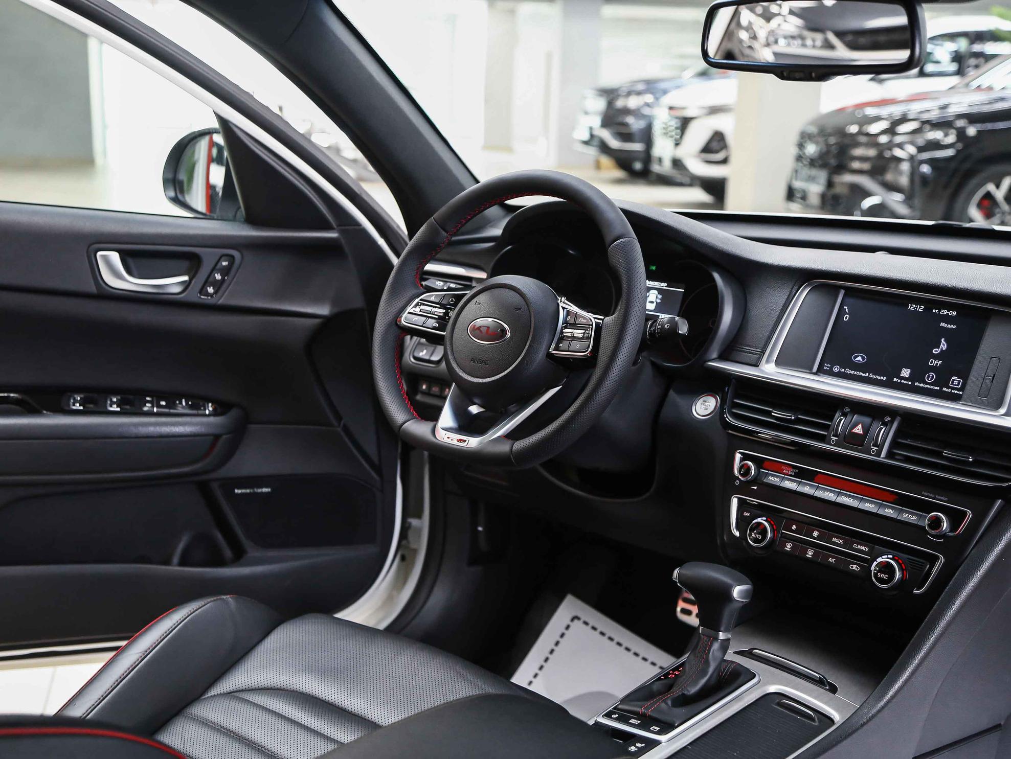 Kia Optima 2019, белый, ДЦ Орехово
