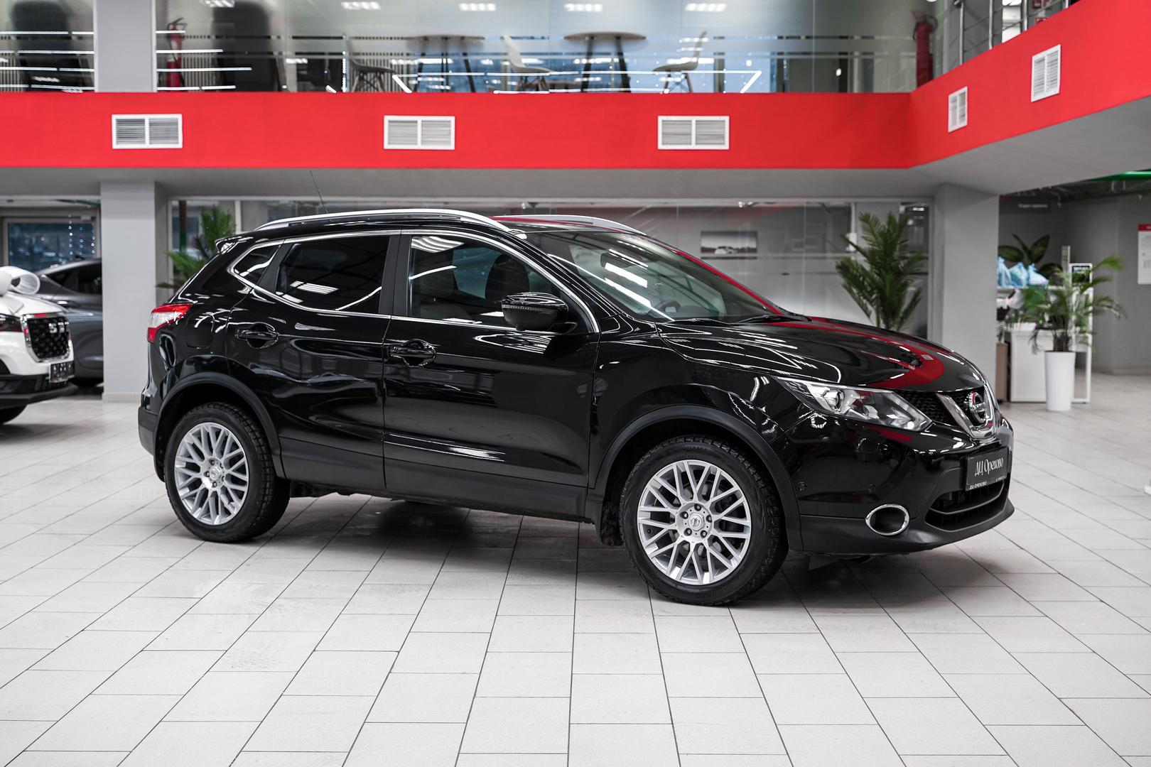 Nissan Qashqai 2016, черный, ДЦ Орехово