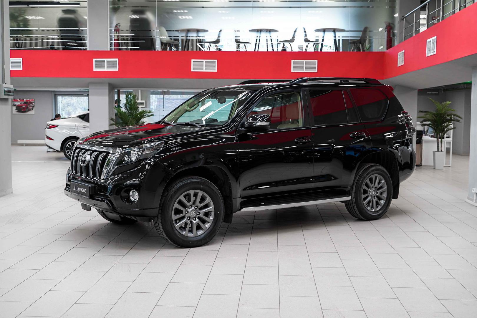 Toyota Land Cruiser Prado 2016, черный, ДЦ Орехово