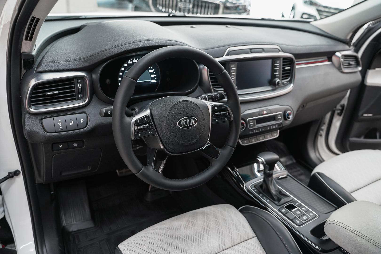 Kia Sorento 2018, белый, ДЦ Орехово