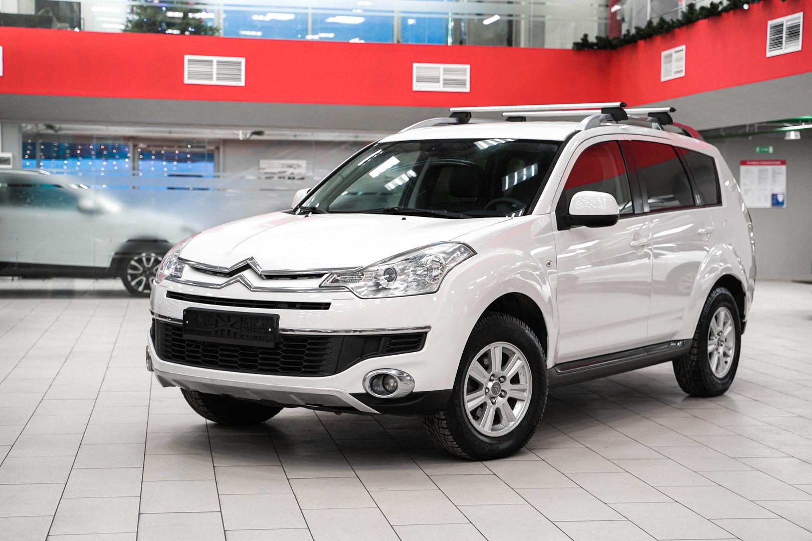 Citroen C-Crosser 2012, белый, ДЦ Орехово
