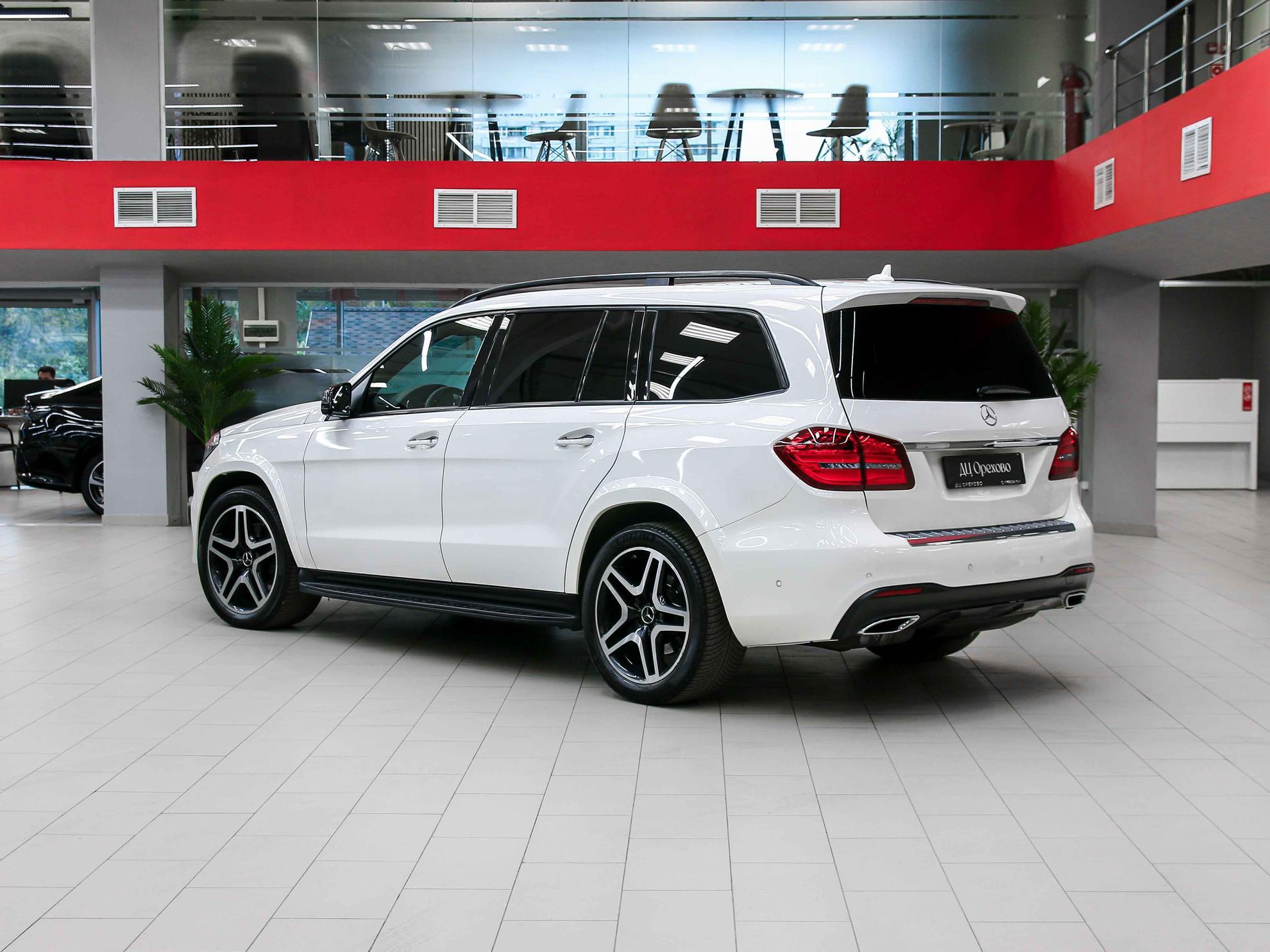 Mercedes-Benz GLS 2017, белый, ДЦ Орехово