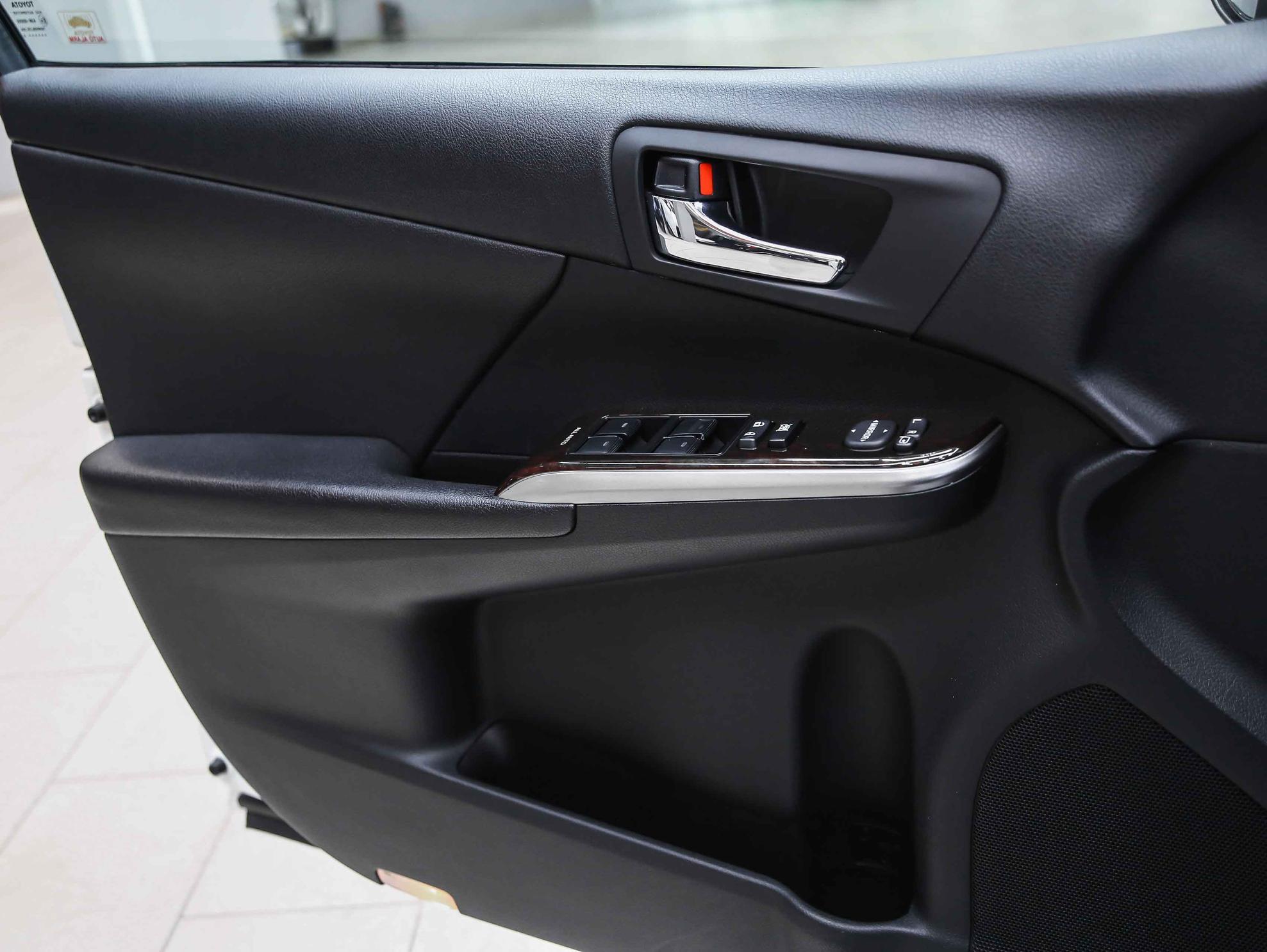Toyota Camry 2016, белый, ДЦ Орехово
