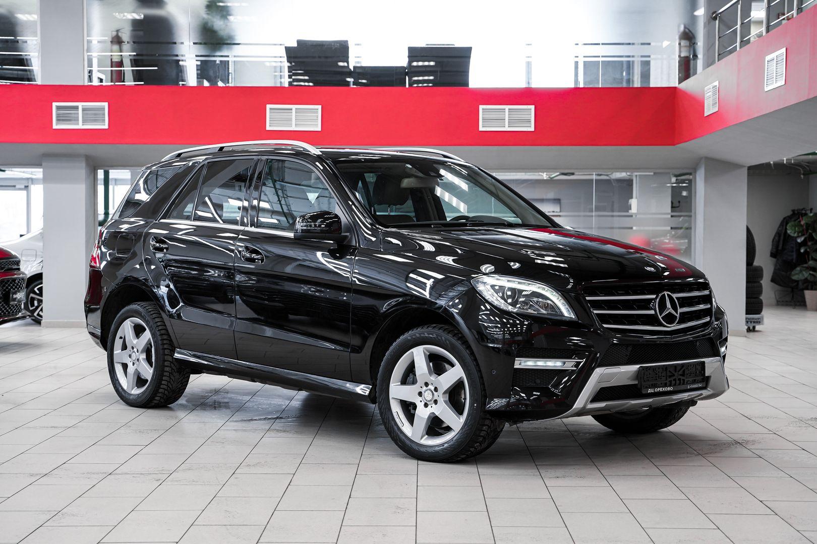 Mercedes-Benz M-Класс 2012, черный, ДЦ Орехово