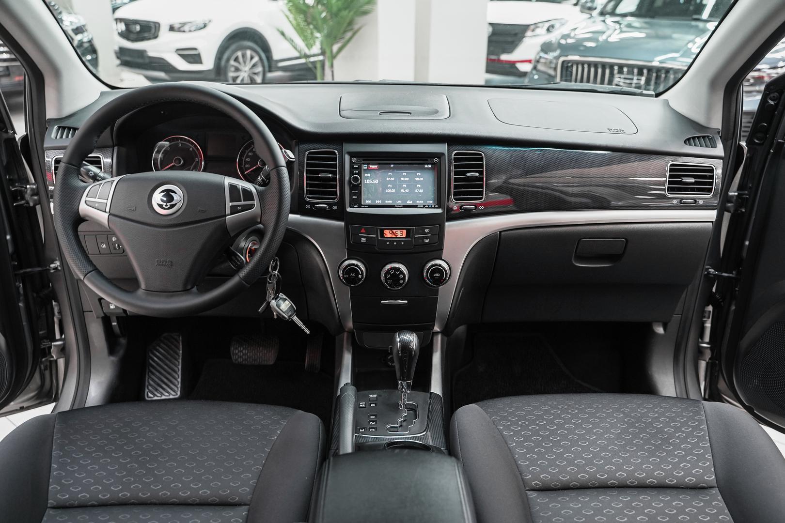 SsangYong Actyon 2013, серый, ДЦ Орехово