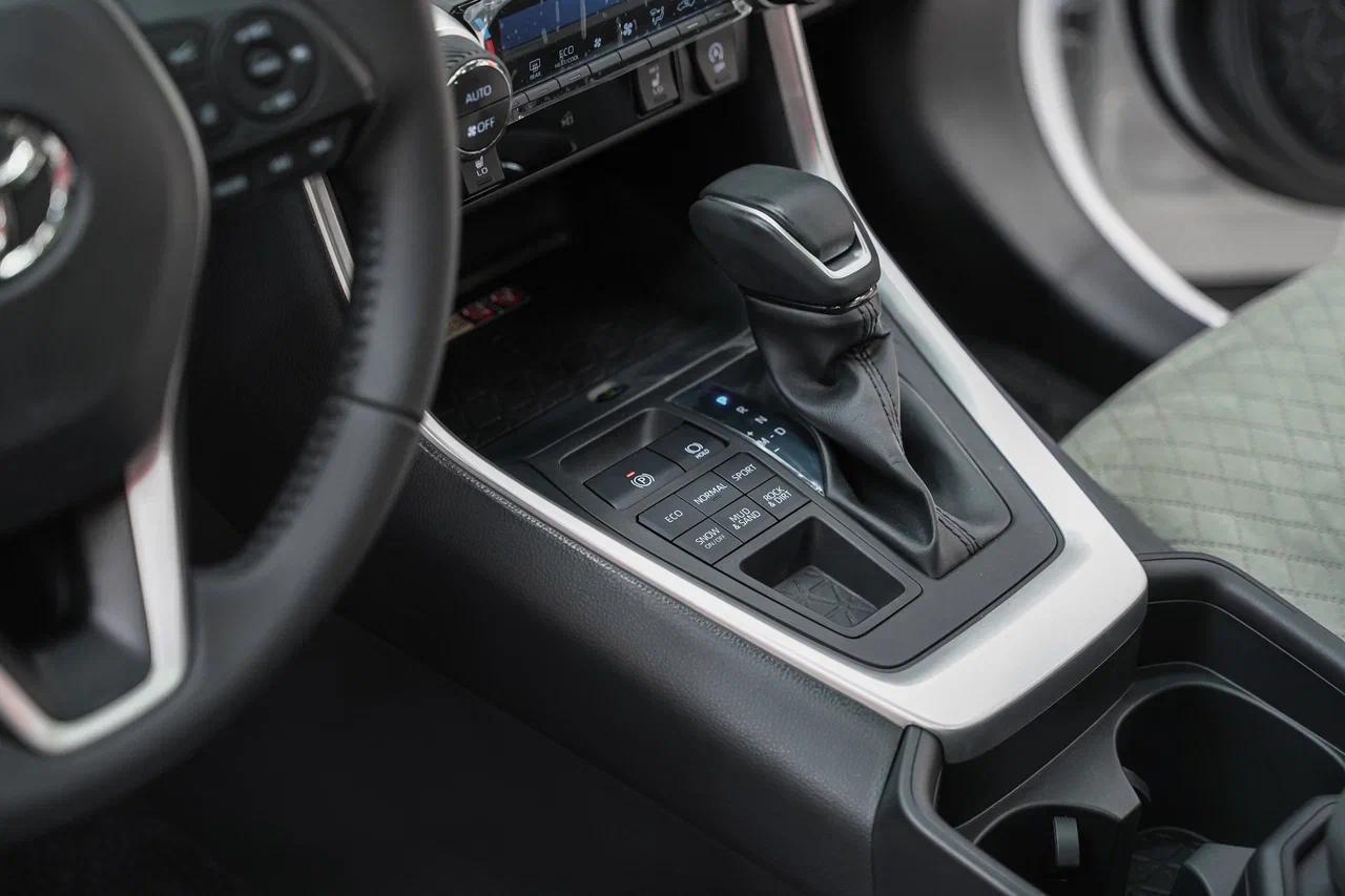 Toyota RAV4 2025, белый, ДЦ Орехово
