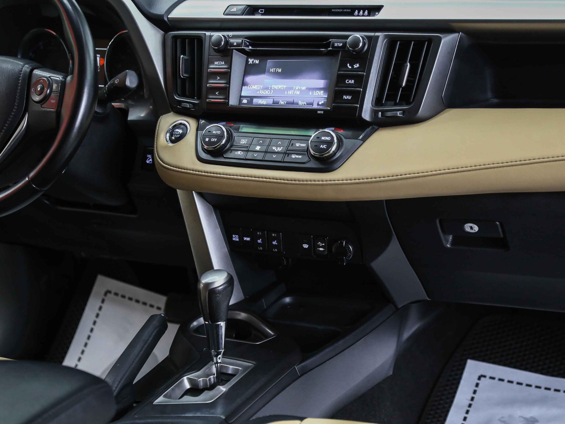 Toyota RAV4 2016, черный, ДЦ Орехово