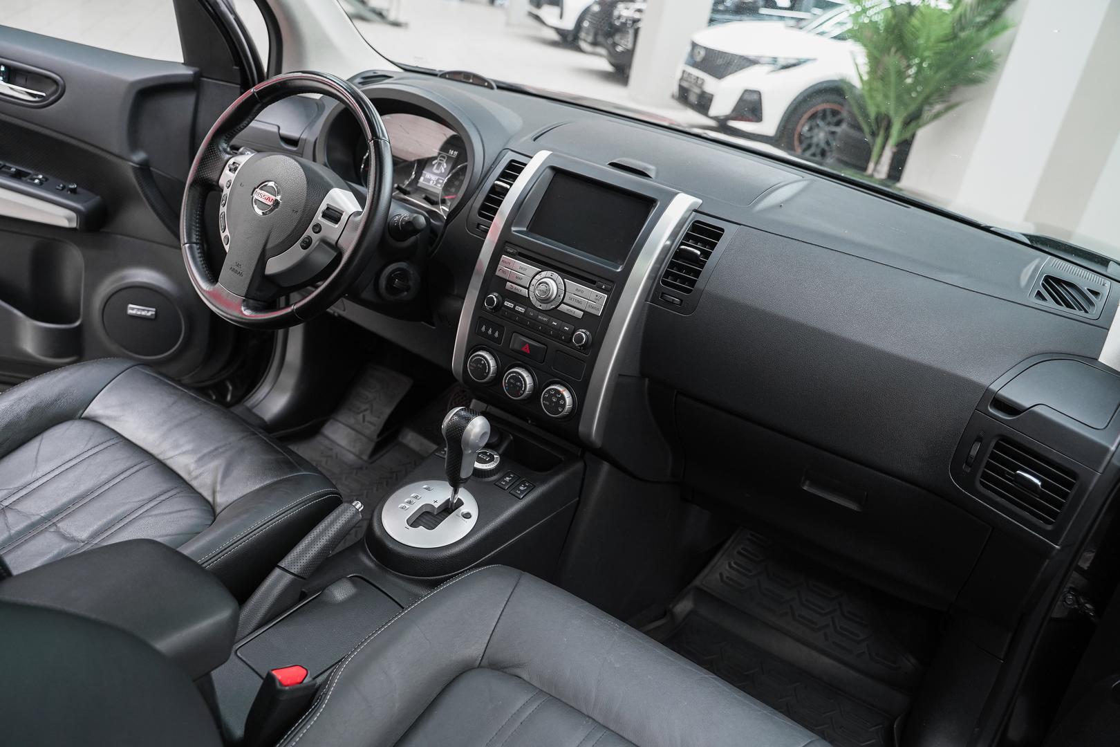 Nissan X-Trail 2012, черный, ДЦ Орехово