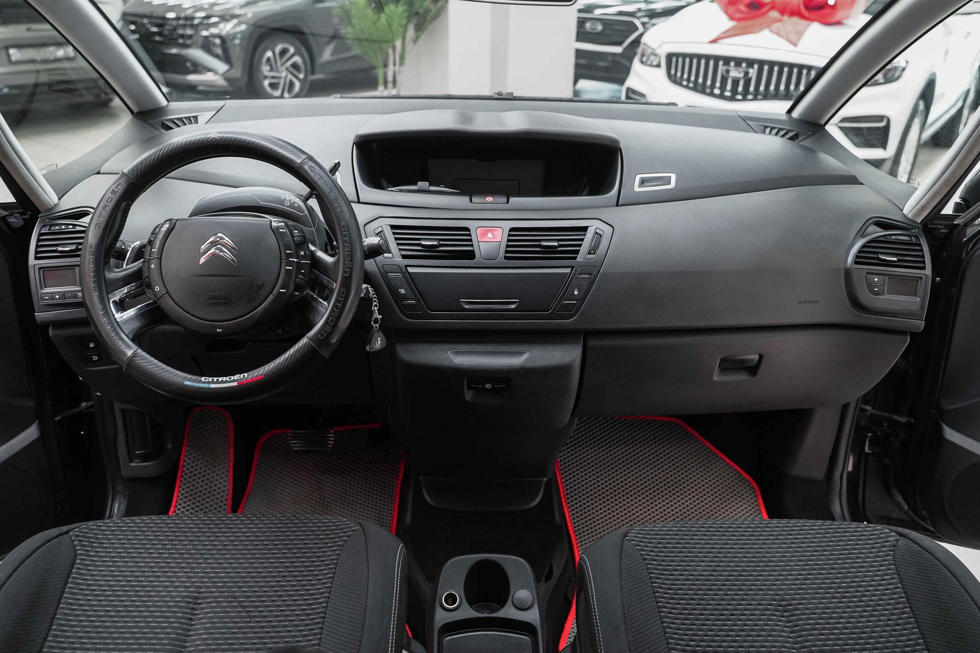 Citroen C4 Picasso 2012, черный, ДЦ Орехово
