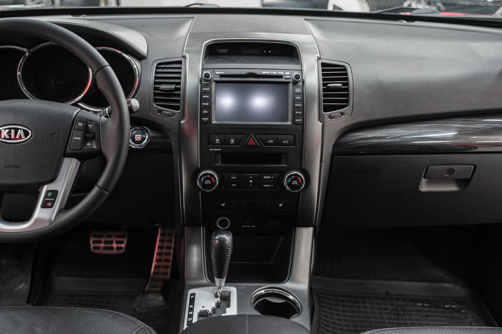 Kia Sorento 2012, черный, ДЦ Орехово