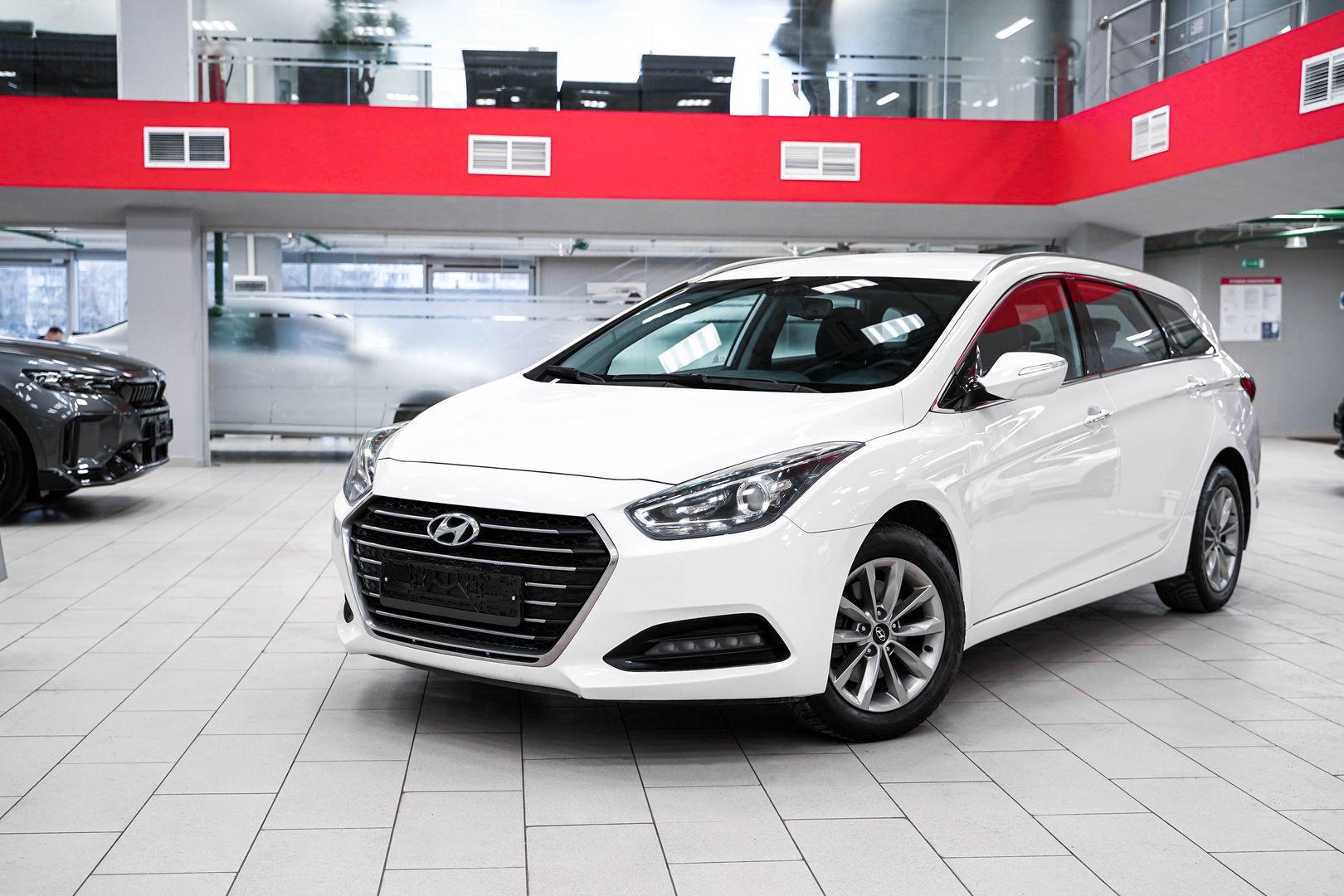 Hyundai i40 2016, белый, ДЦ Орехово