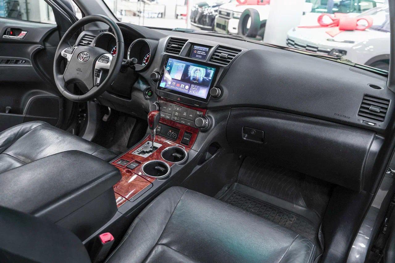 Toyota Highlander 2010, серый, ДЦ Орехово
