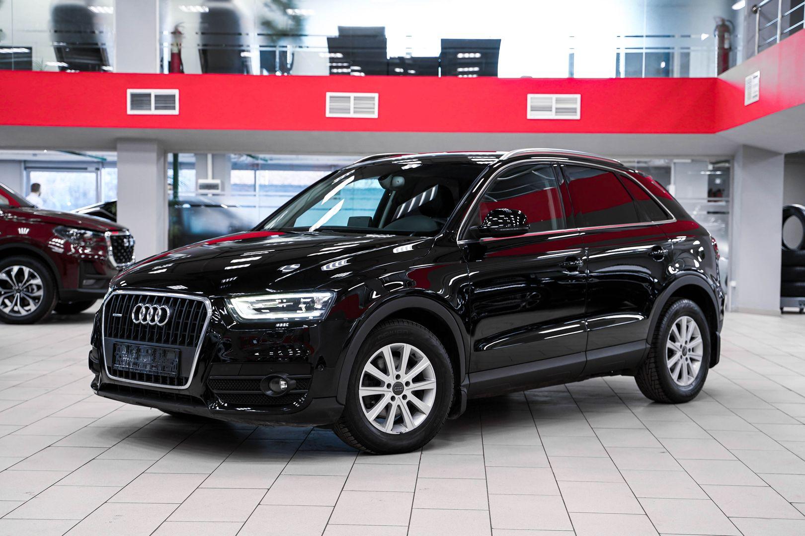 Audi Q3 2012, черный, ДЦ Орехово