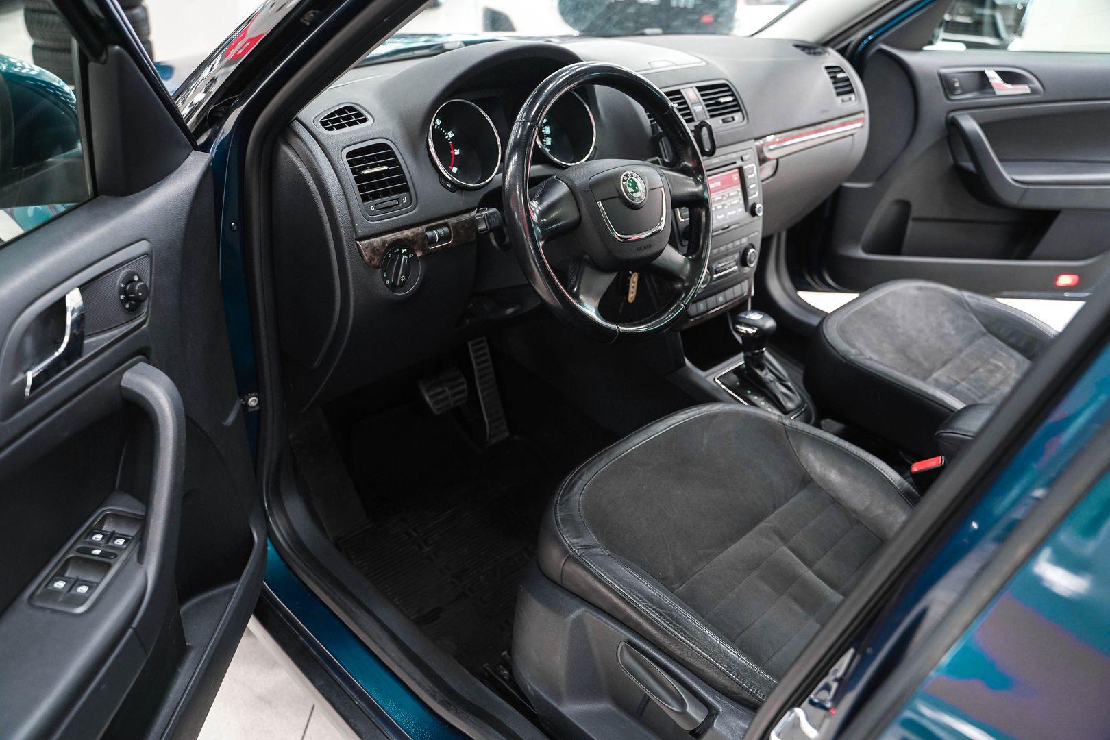 Skoda Yeti 2012, синий, ДЦ Орехово