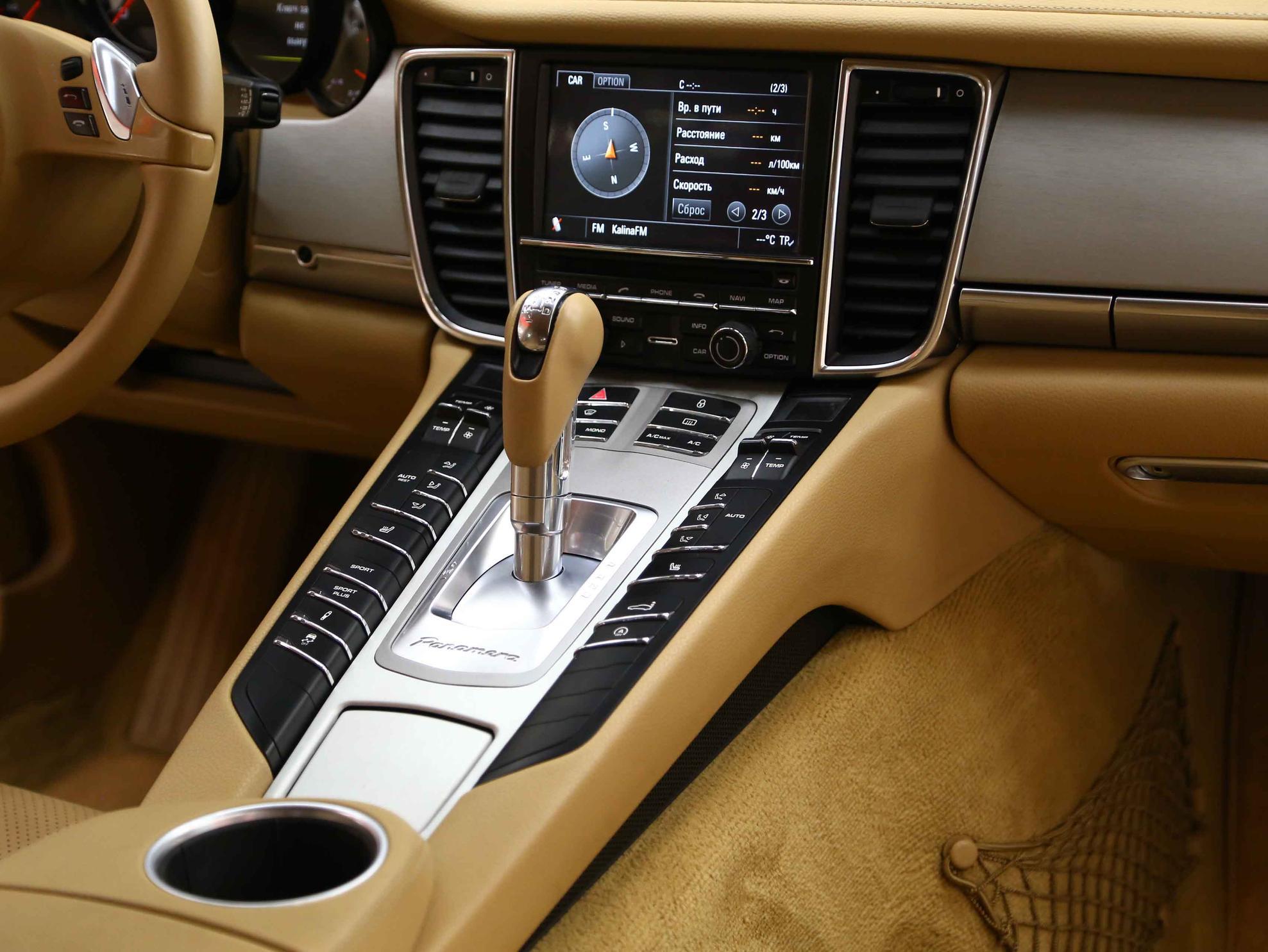 Porsche Panamera 2012, коричневый, ДЦ Орехово