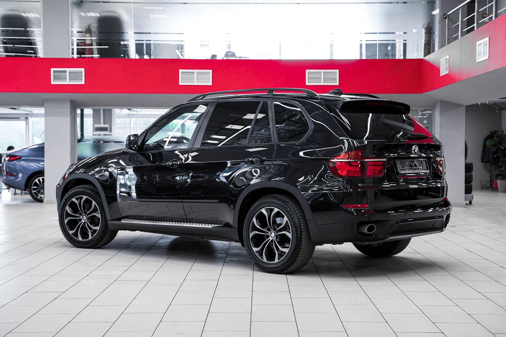 BMW X5 2012, черный, ДЦ Орехово