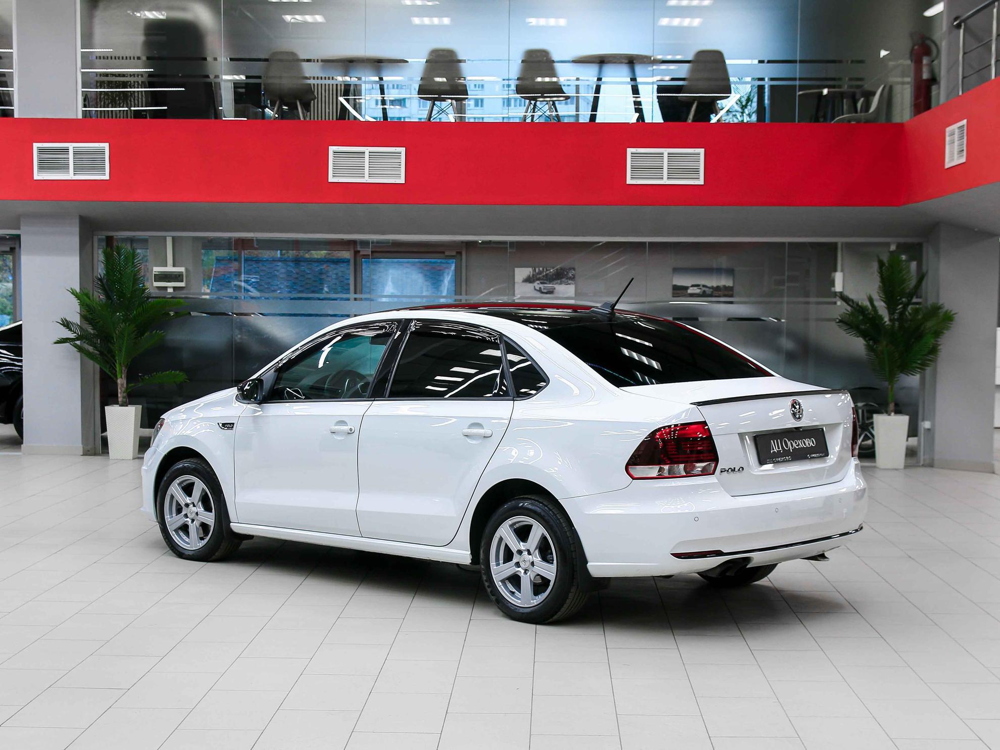 Volkswagen Polo 2019, белый, ДЦ Орехово