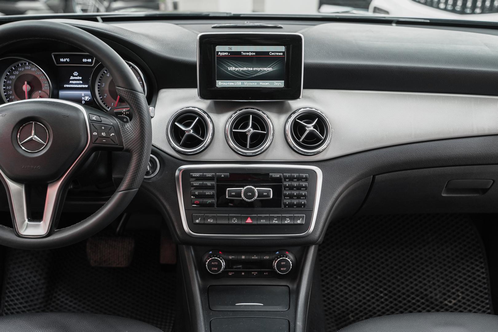Mercedes-Benz GLA 2014, серый, ДЦ Орехово
